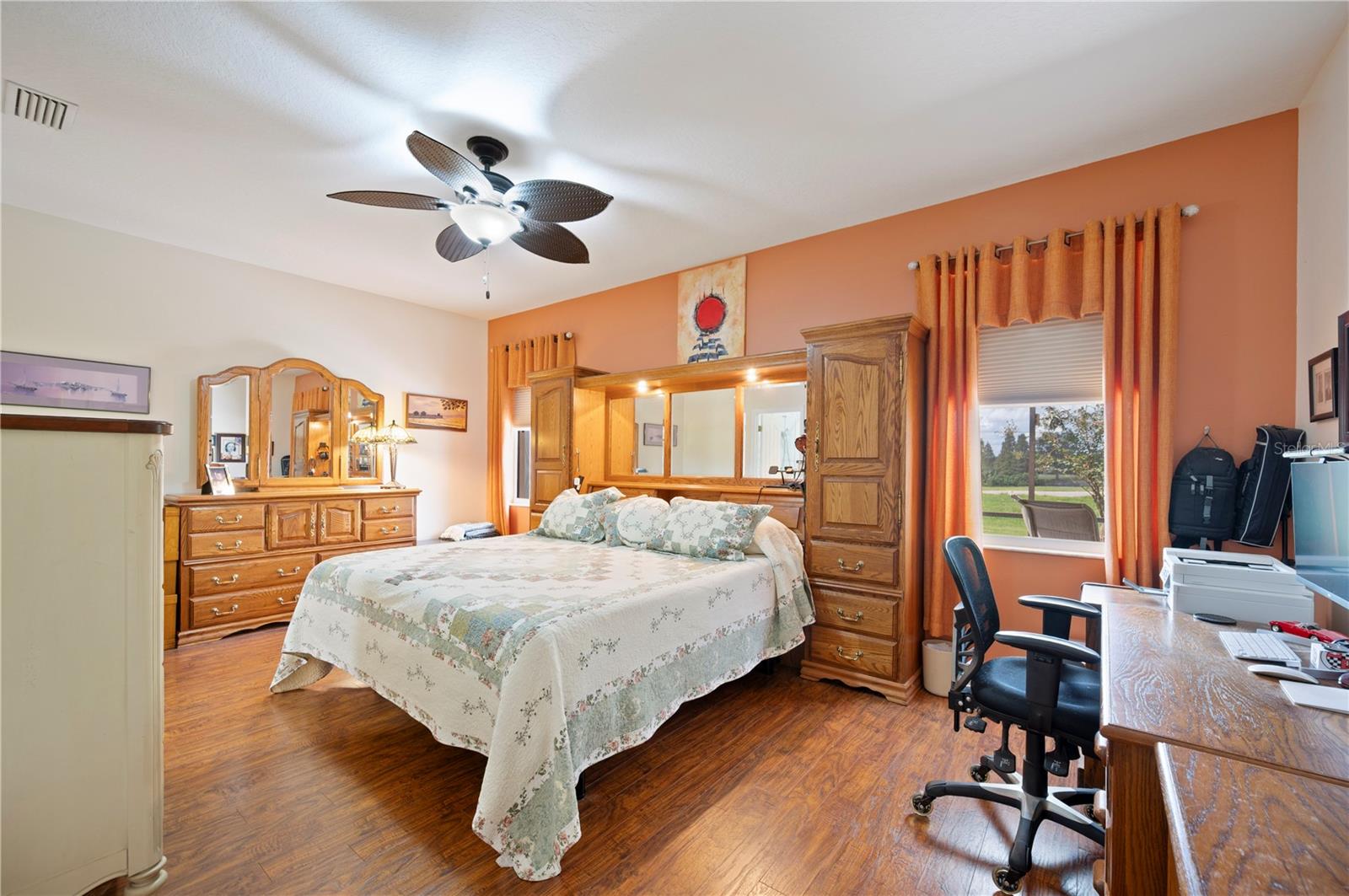 Image 18 of 62 For 6973 Lake Eaglebrooke Drive