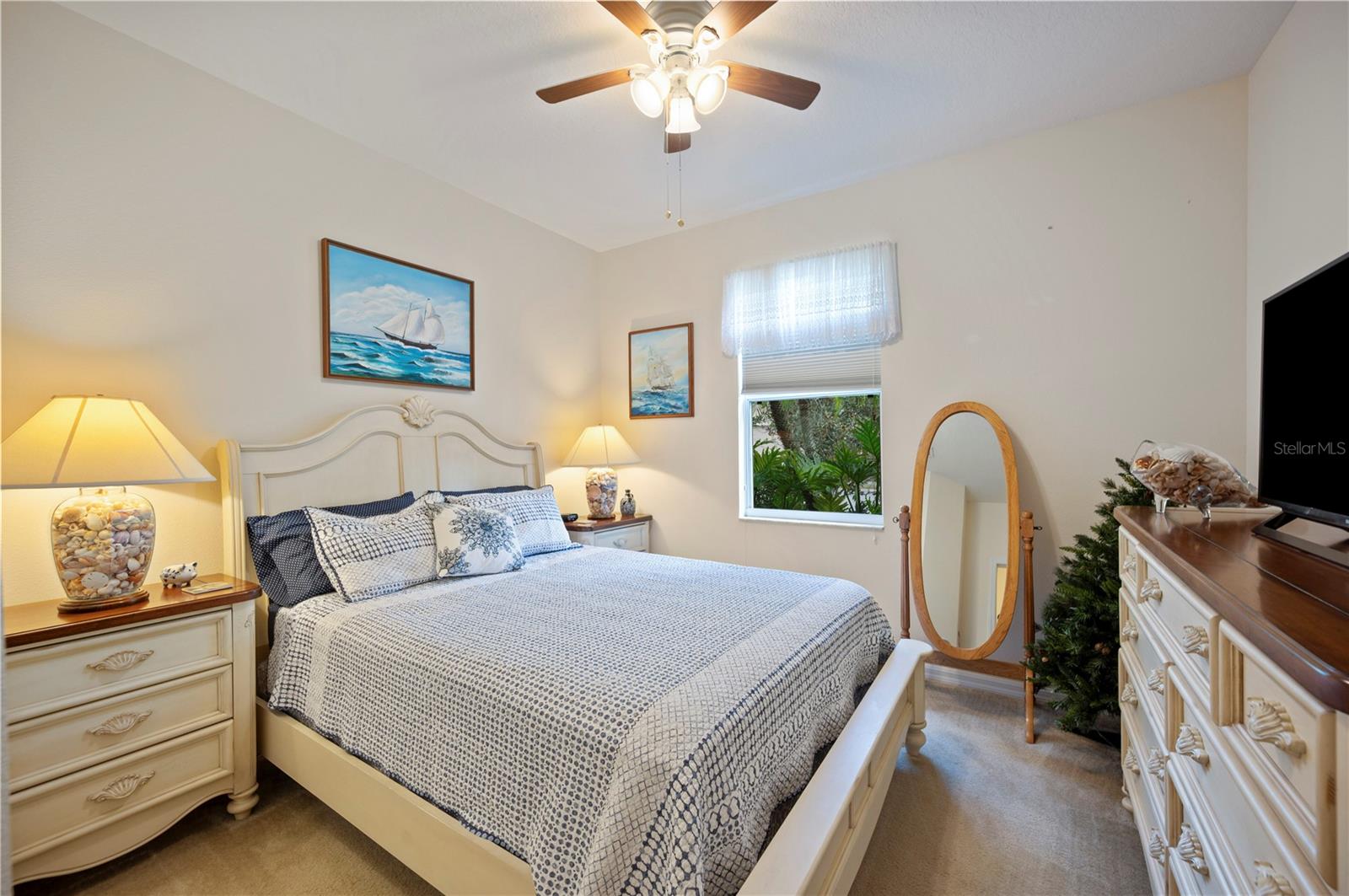 Image 28 of 62 For 6973 Lake Eaglebrooke Drive