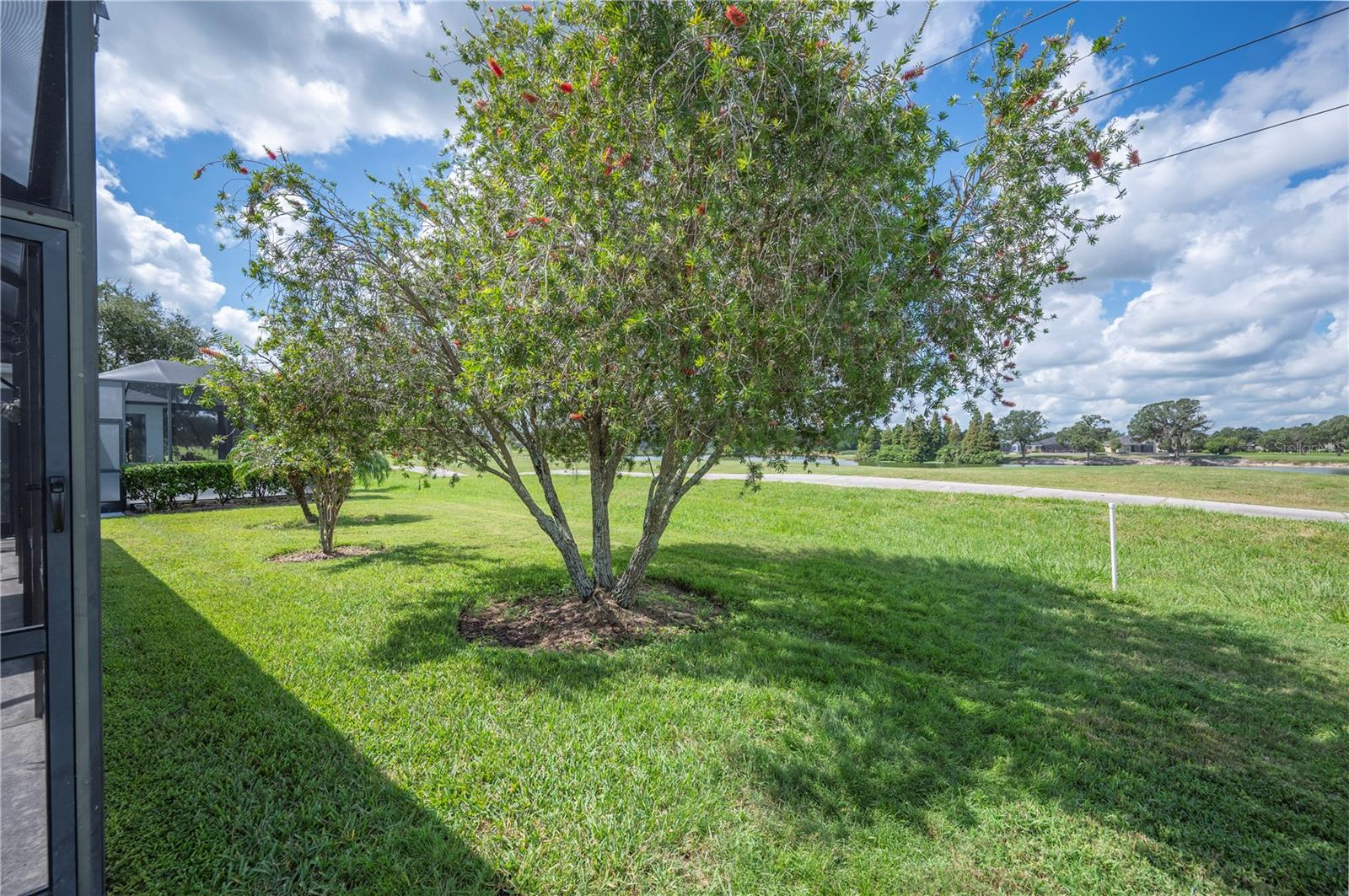 Image 37 of 62 For 6973 Lake Eaglebrooke Drive