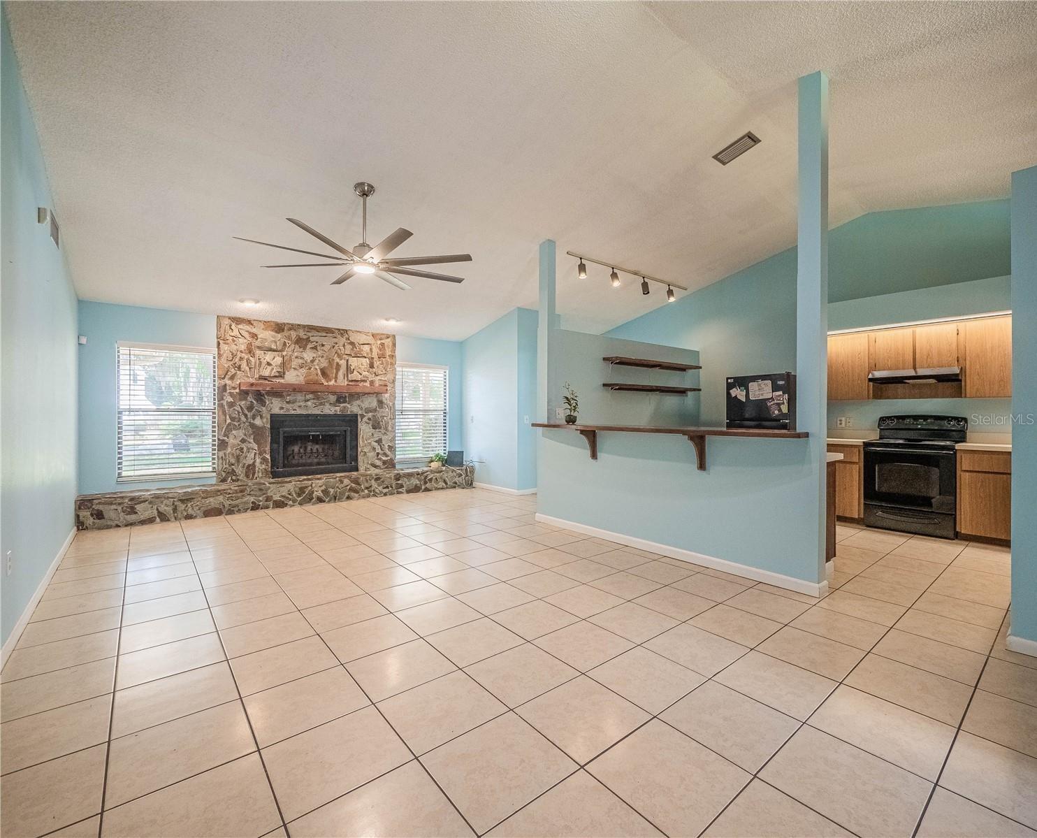 Image 2 of 12 For 4232 Stonehenge Road