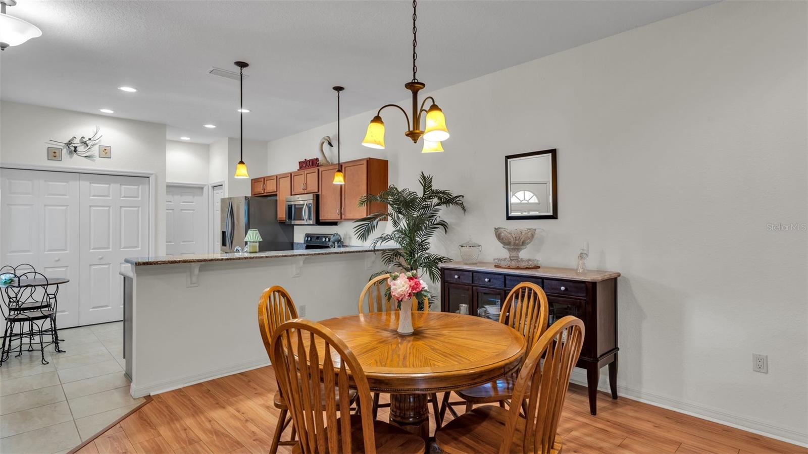 Image 13 of 34 For 1584 Vienna Square Drive