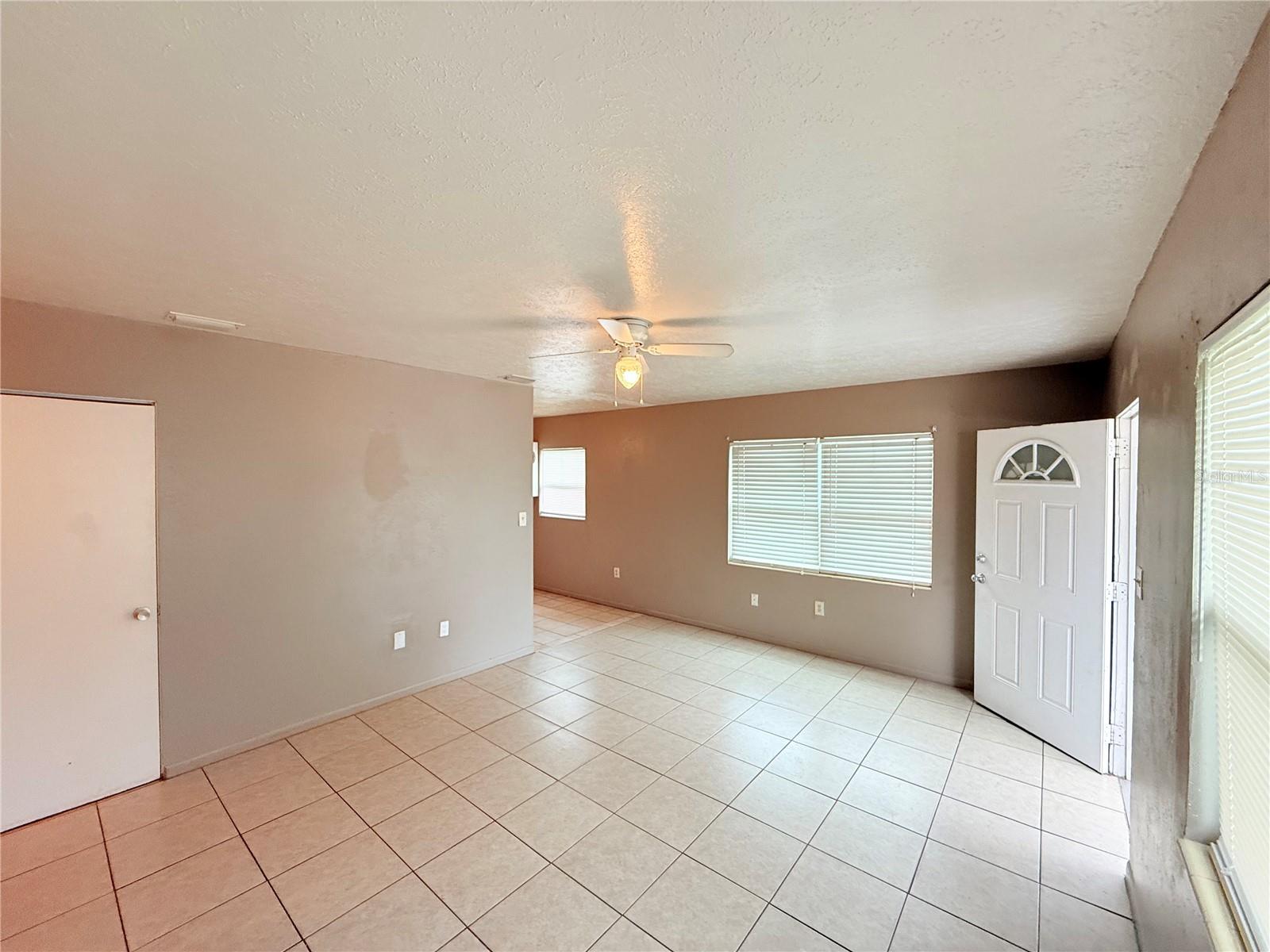 Image 3 of 15 For 342 Jewell Street