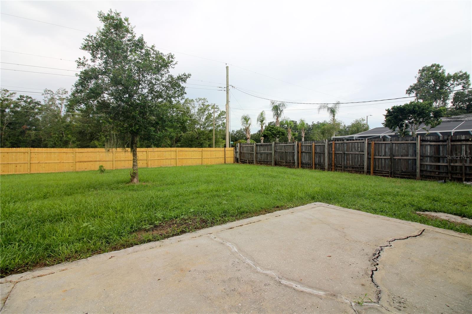 Image 16 of 16 For 5123 Bonnybrook Drive W
