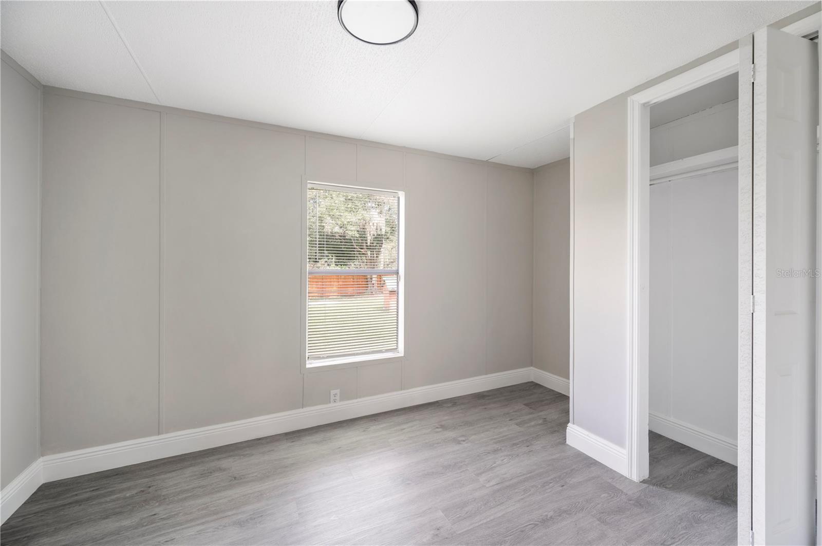 Image 15 of 33 For 4129 Woodsridge Drive