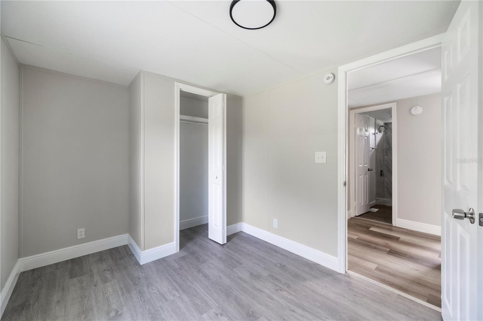 Image 16 of 33 For 4129 Woodsridge Drive