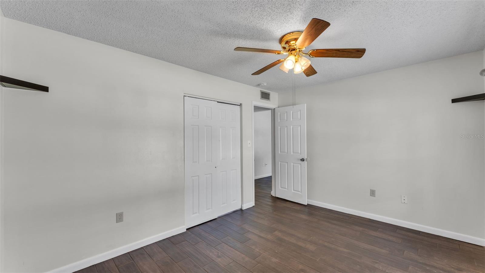 Image 29 of 48 For 3050 Cross Fox Drive