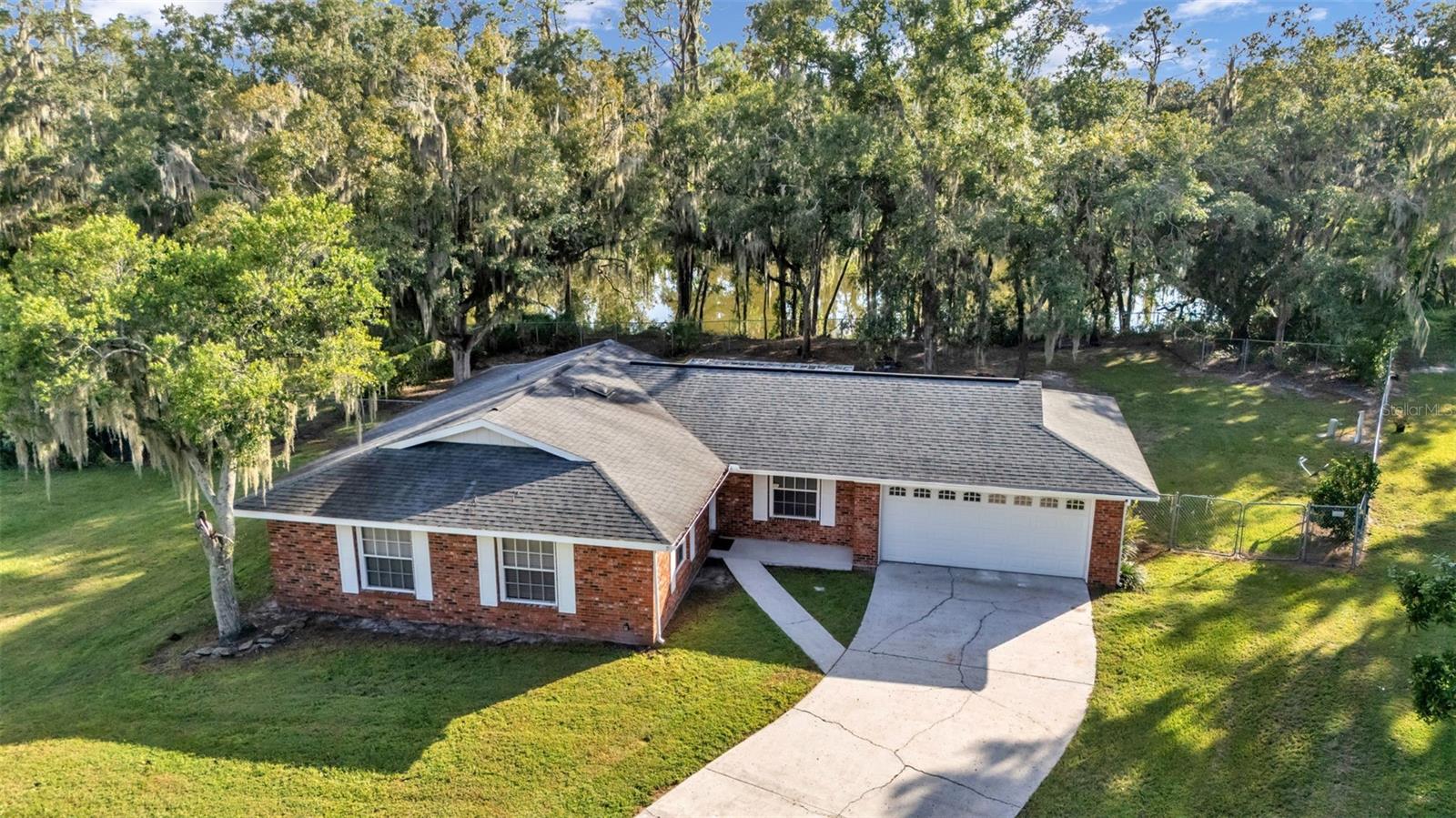 Image 5 of 48 For 3050 Cross Fox Drive
