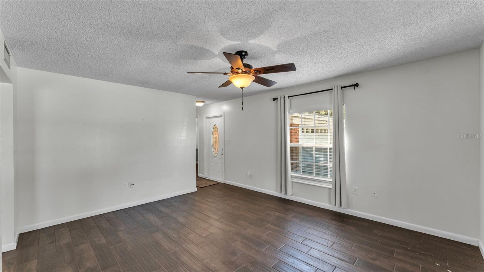 Image 8 of 48 For 3050 Cross Fox Drive