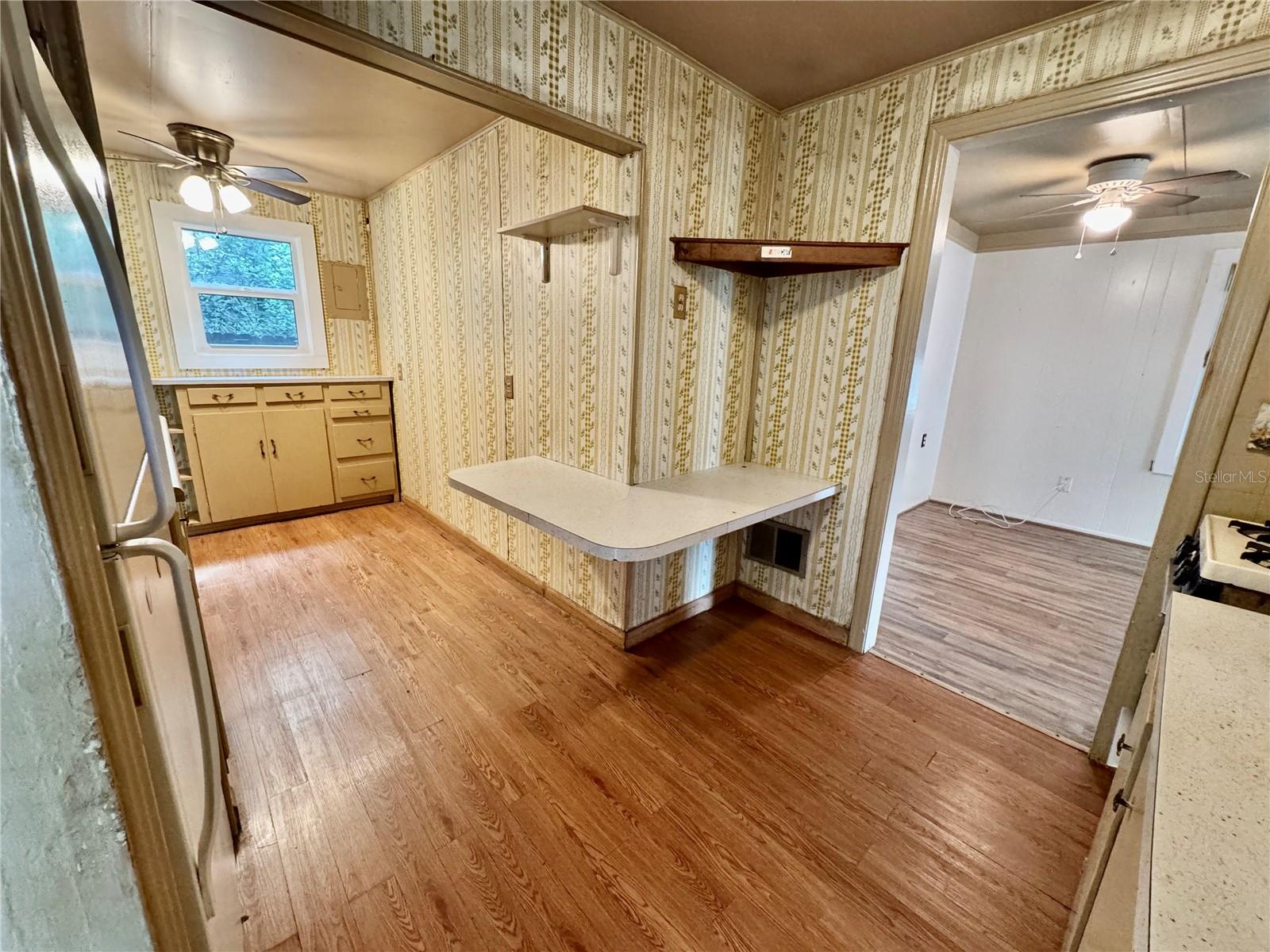 Image 8 of 34 For 2308 Everett Street
