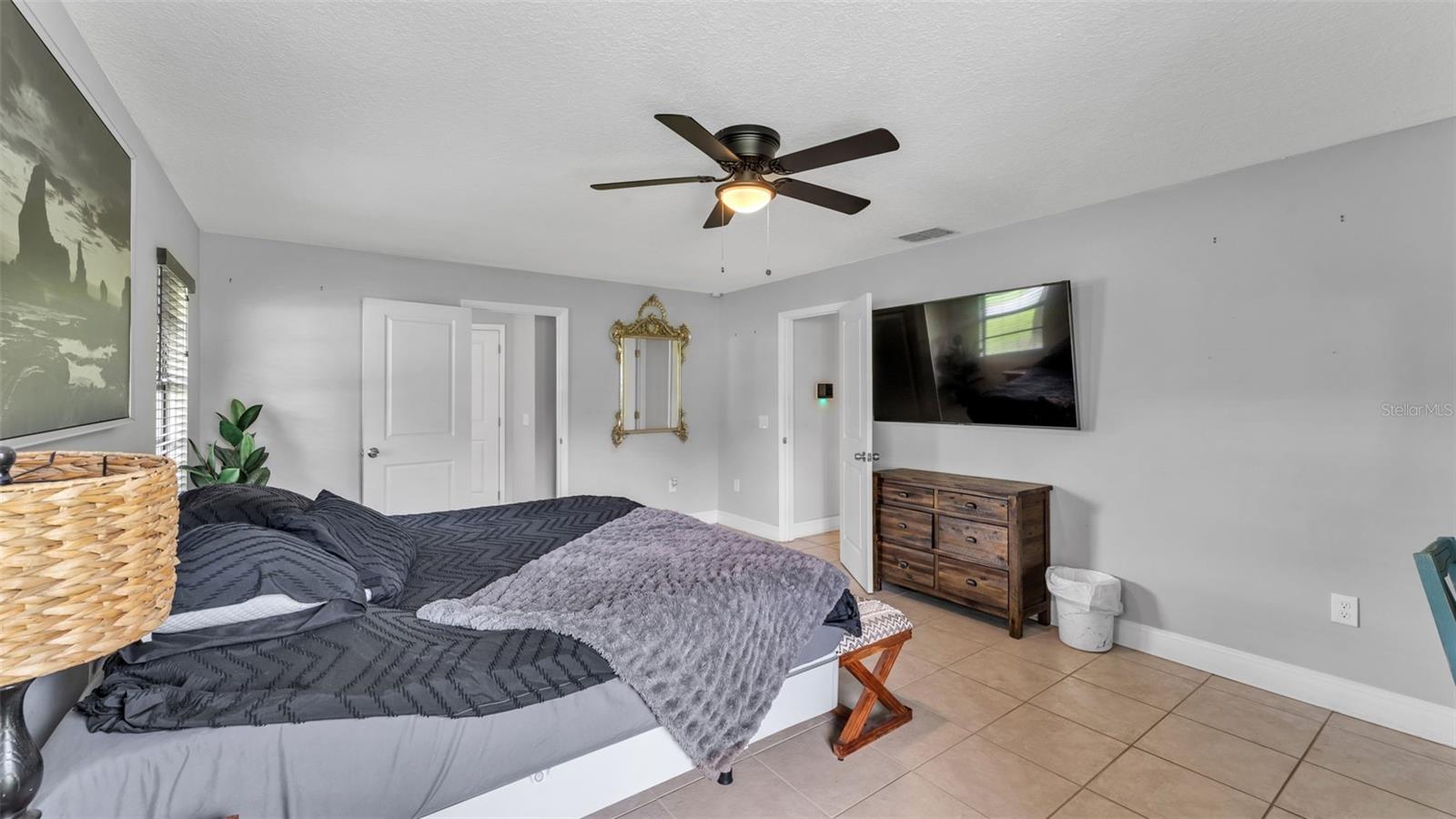 Image 16 of 39 For 724 Palmore Court