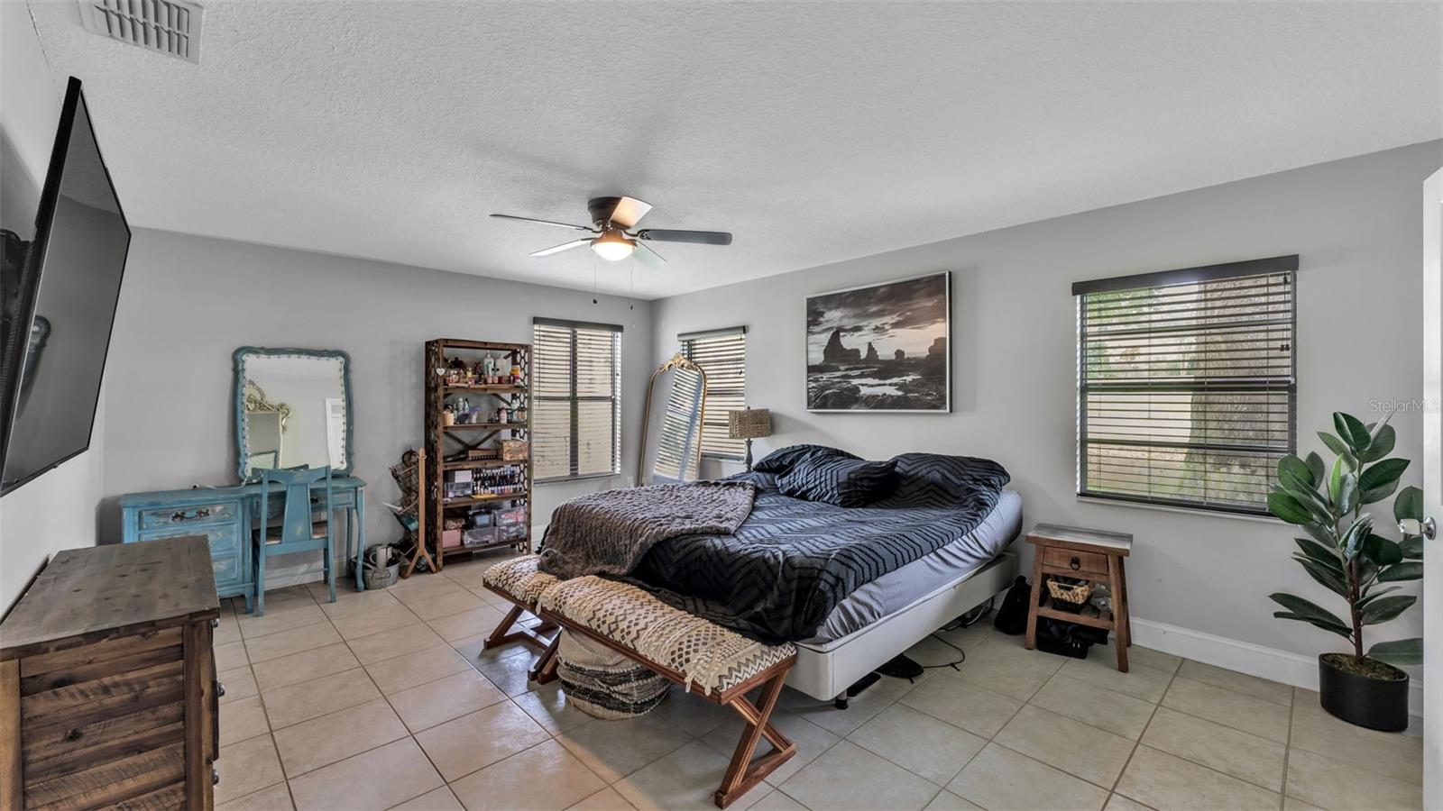 Image 18 of 39 For 724 Palmore Court