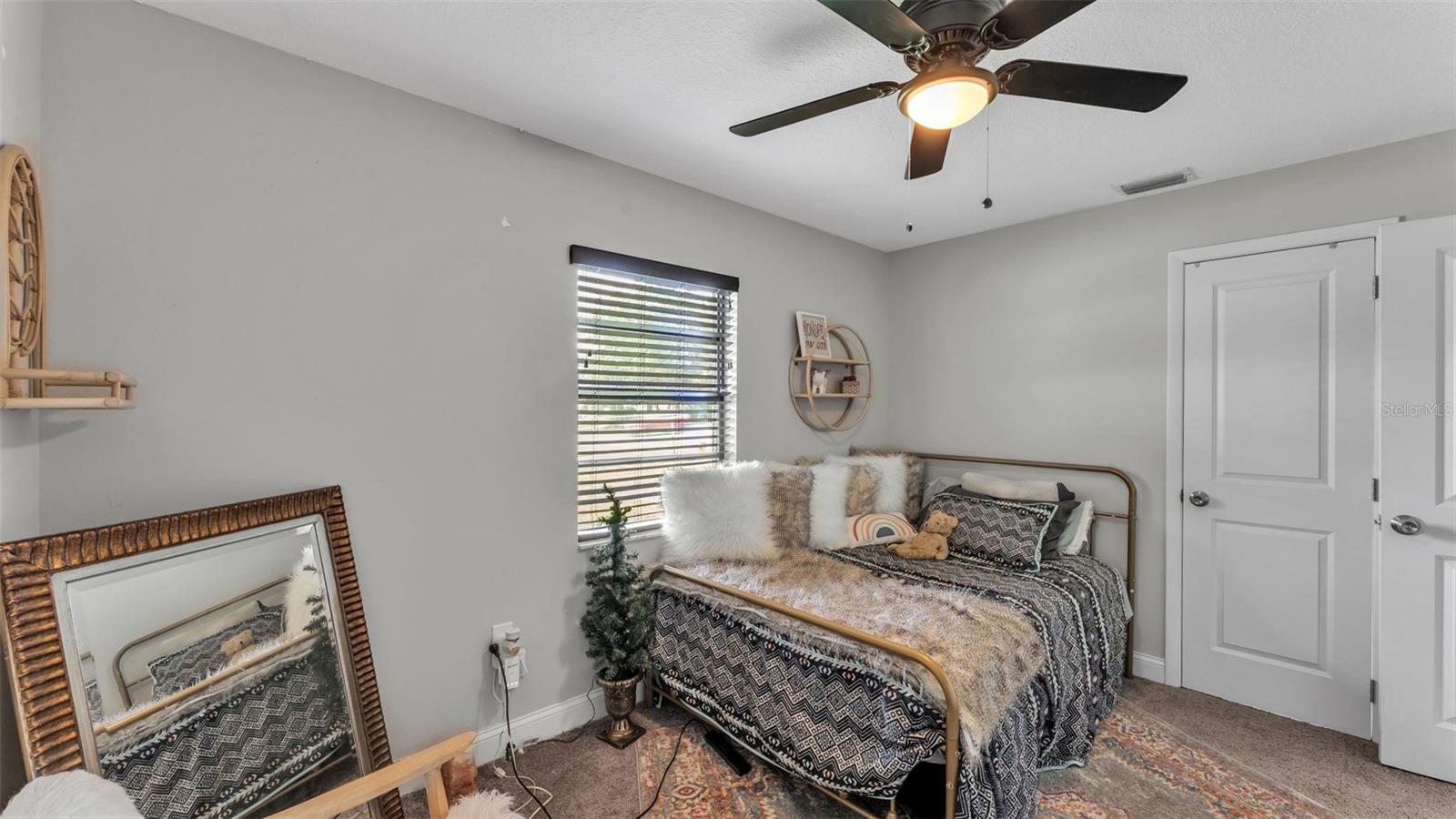 Image 24 of 39 For 724 Palmore Court