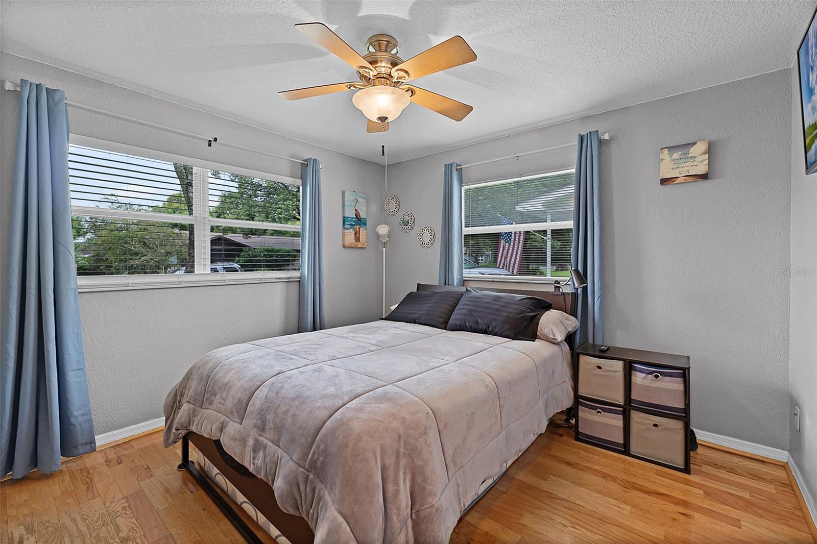 Image 13 of 24 For 616 Solana Street