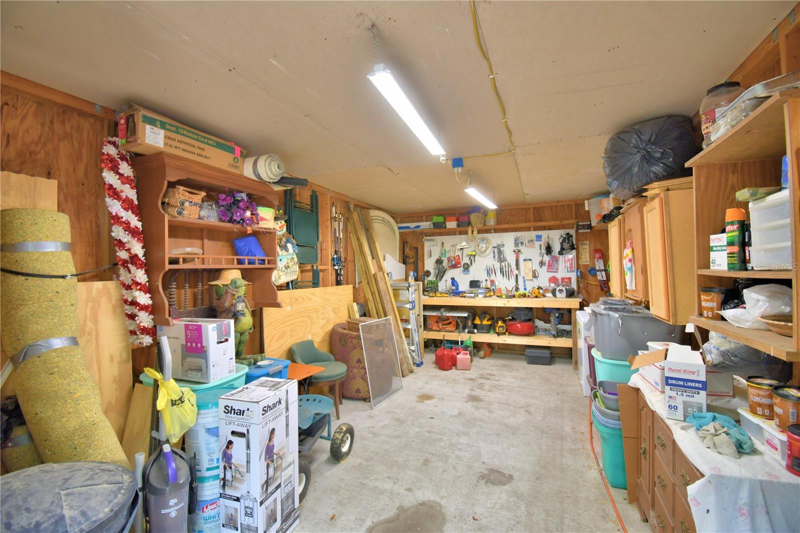 Image 38 of 79 For 10328 Grear Hope Street