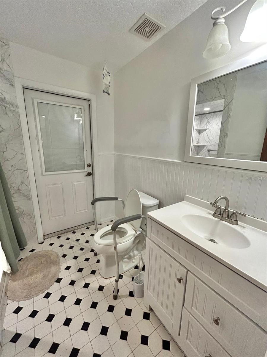 Image 21 of 35 For 1079 Alladin