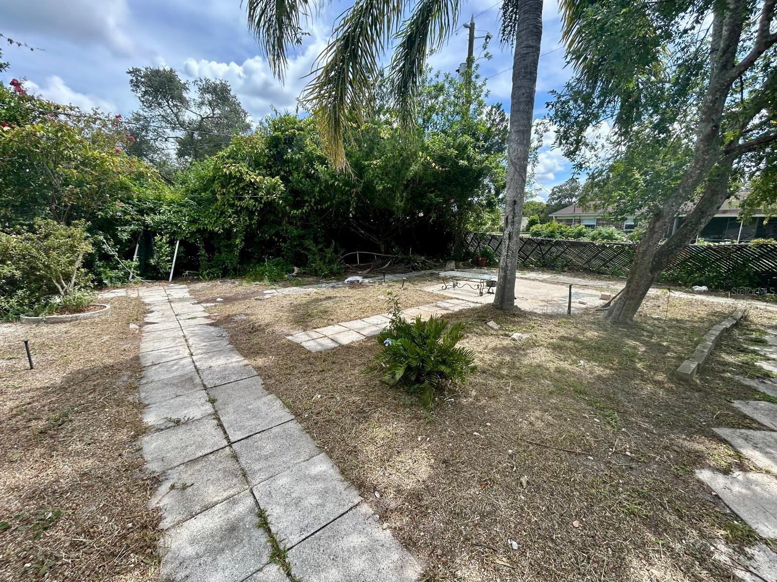 Image 24 of 35 For 1079 Alladin