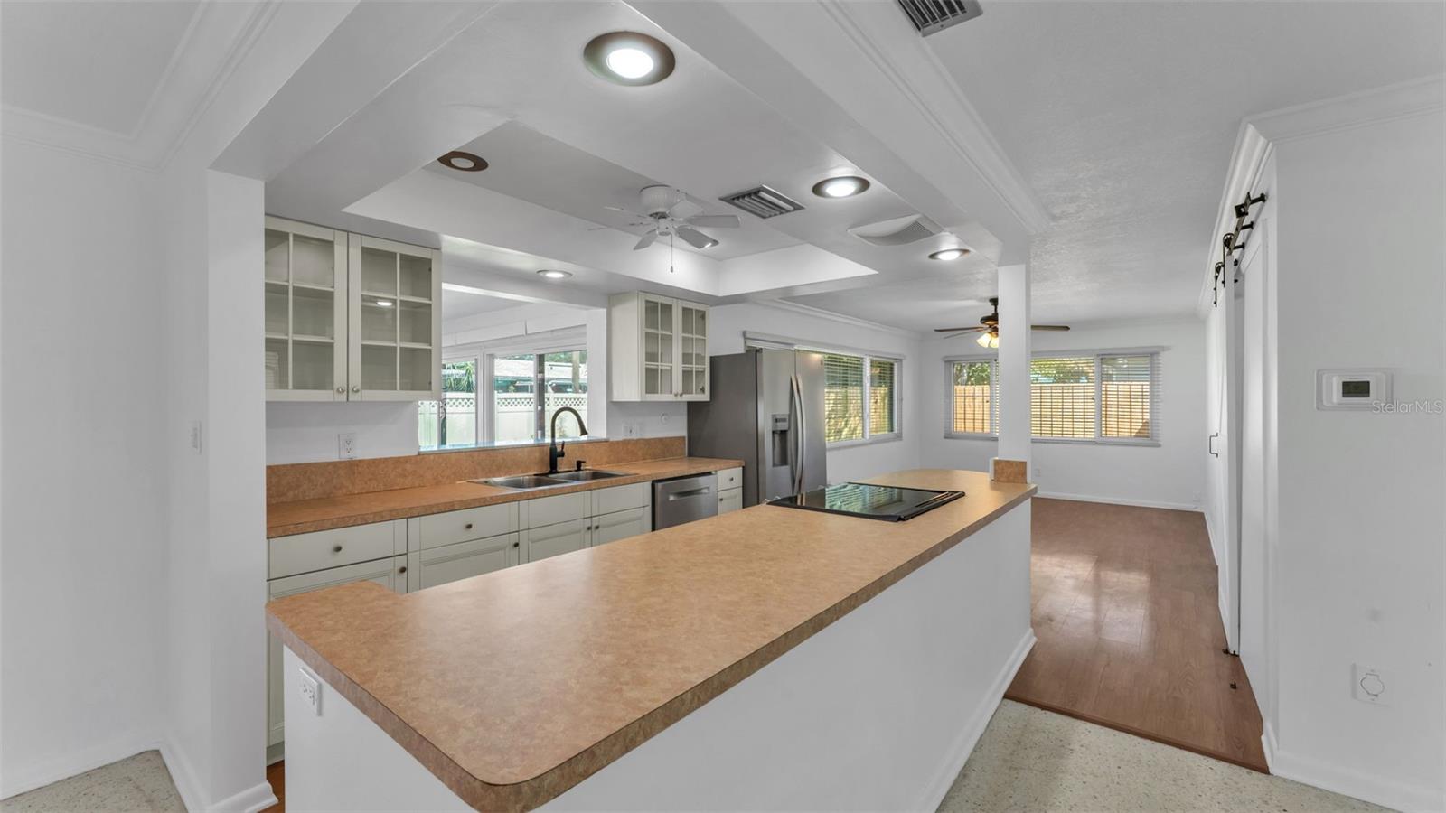 Image 9 of 52 For 2352 Rutland Lane