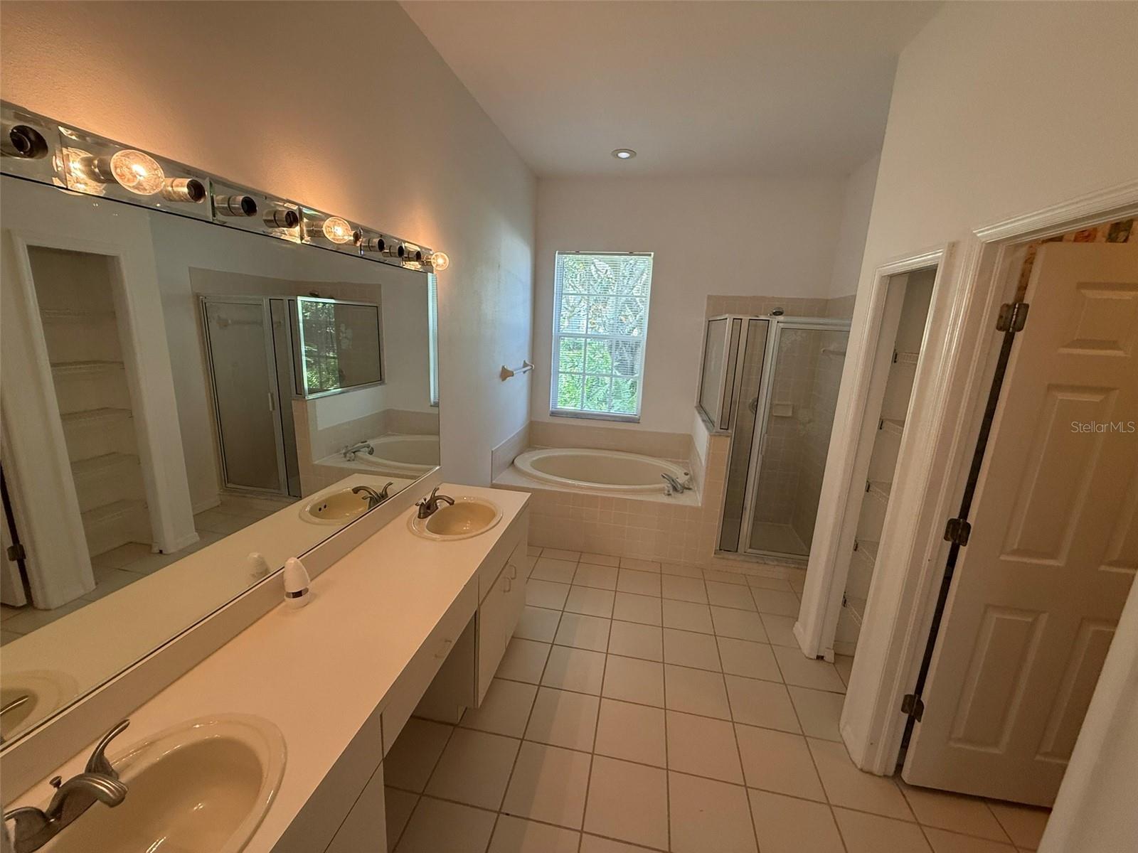 Image 10 of 23 For 3522 Autumn Glen Drive