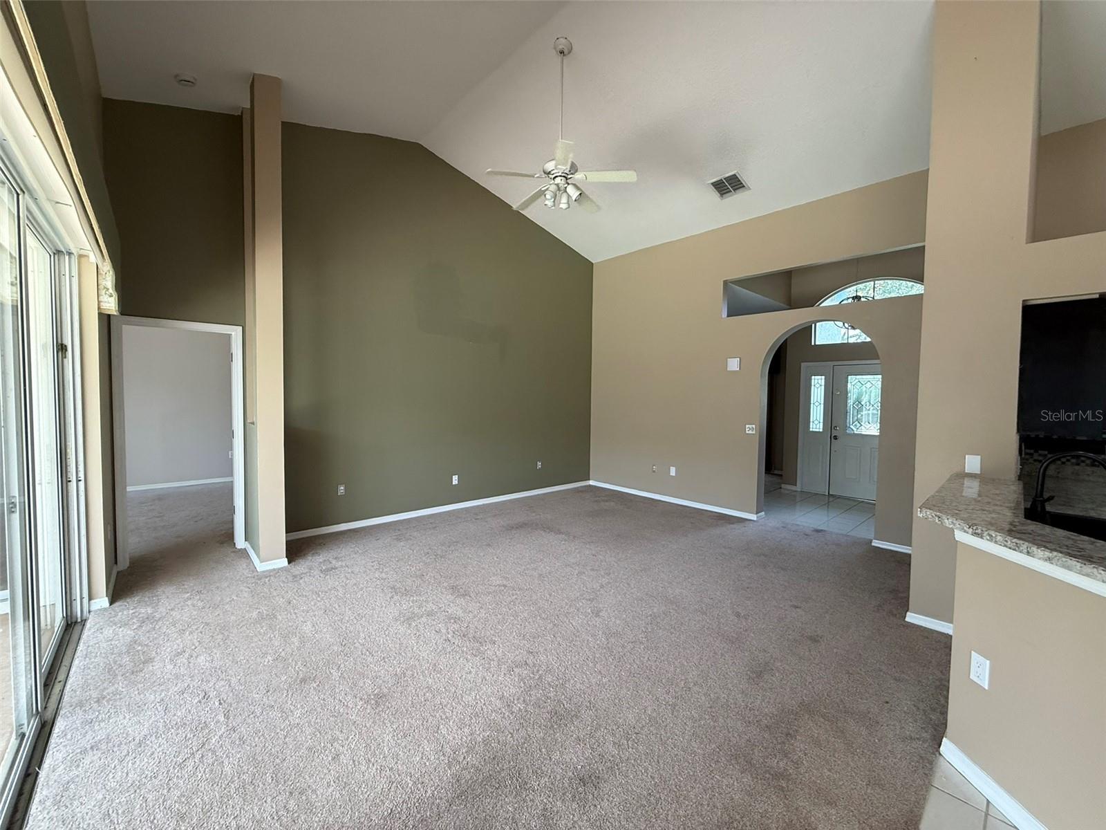 Image 4 of 23 For 3522 Autumn Glen Drive