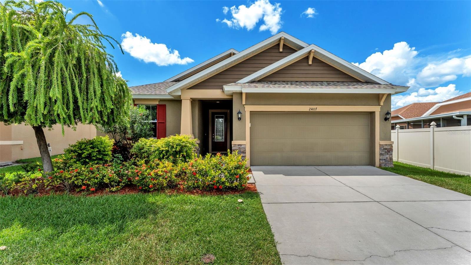 Details for 2407 Ladoga Drive, LAKELAND, FL 33805