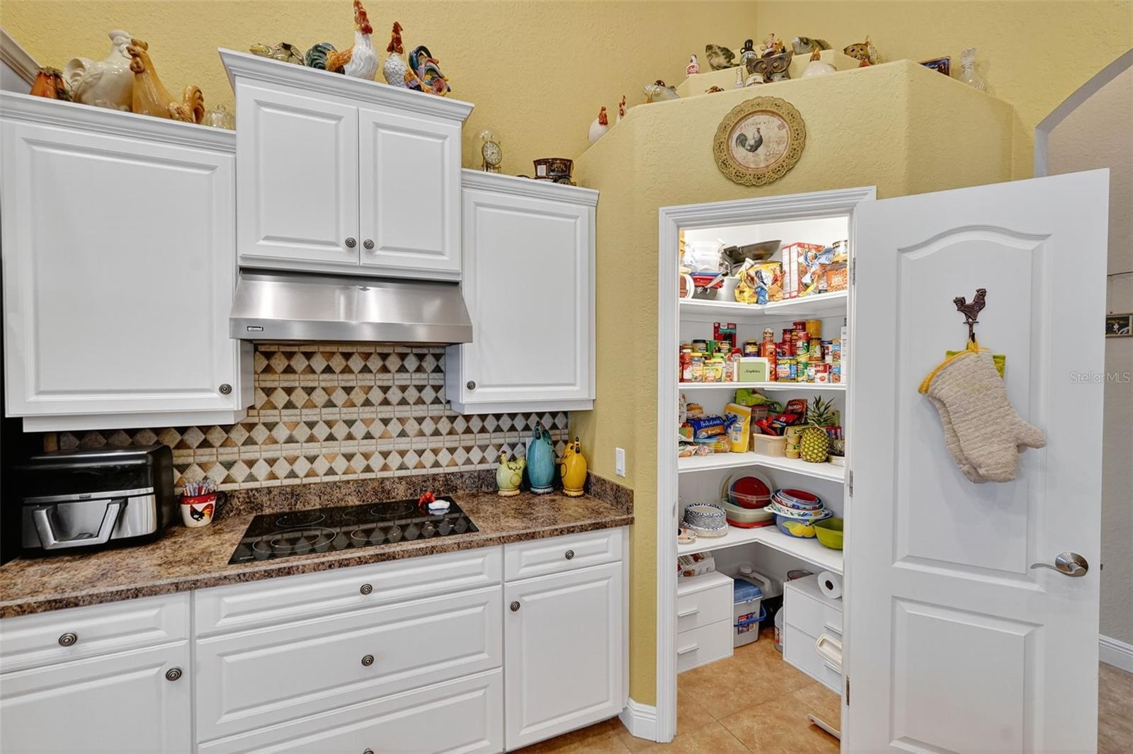 Image 21 of 48 For 2903 Dunhill Circle
