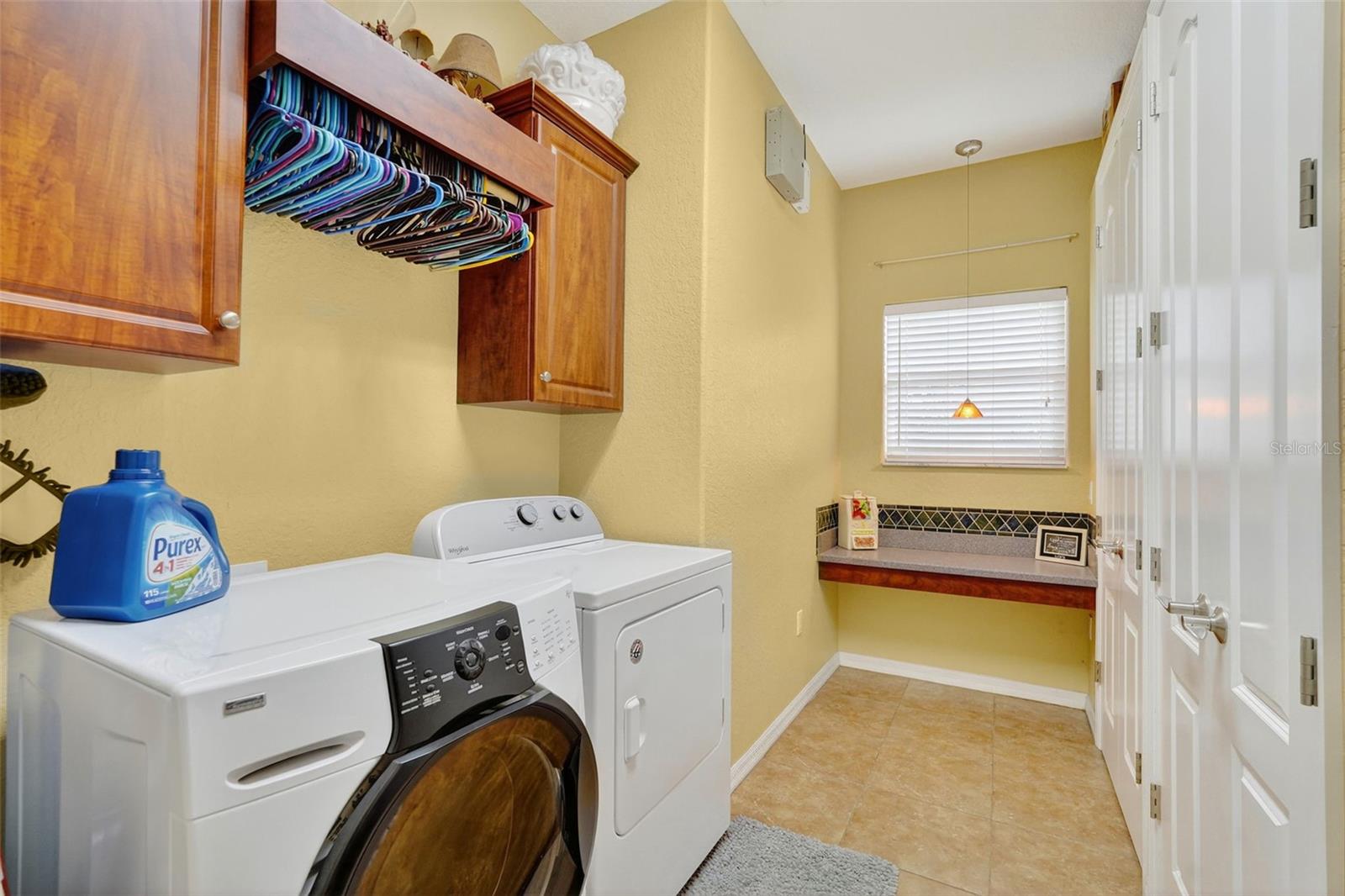 Image 41 of 48 For 2903 Dunhill Circle