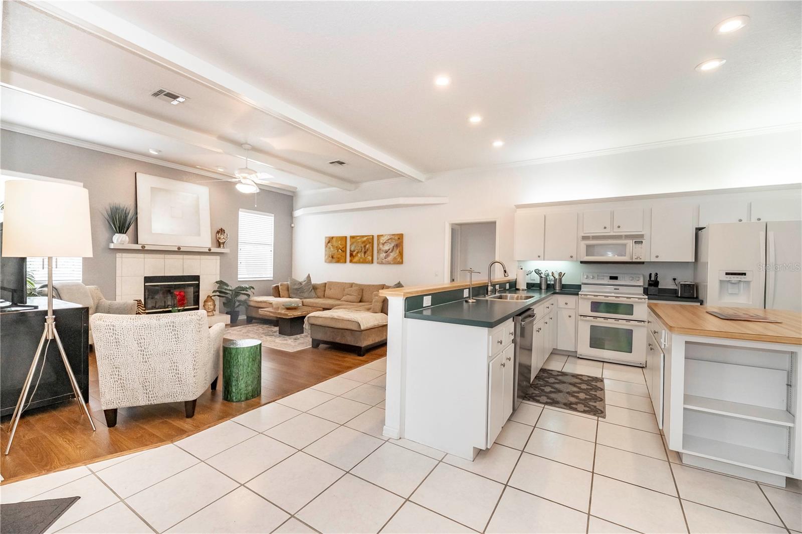 Image 19 of 69 For 5845 Danterbury Court