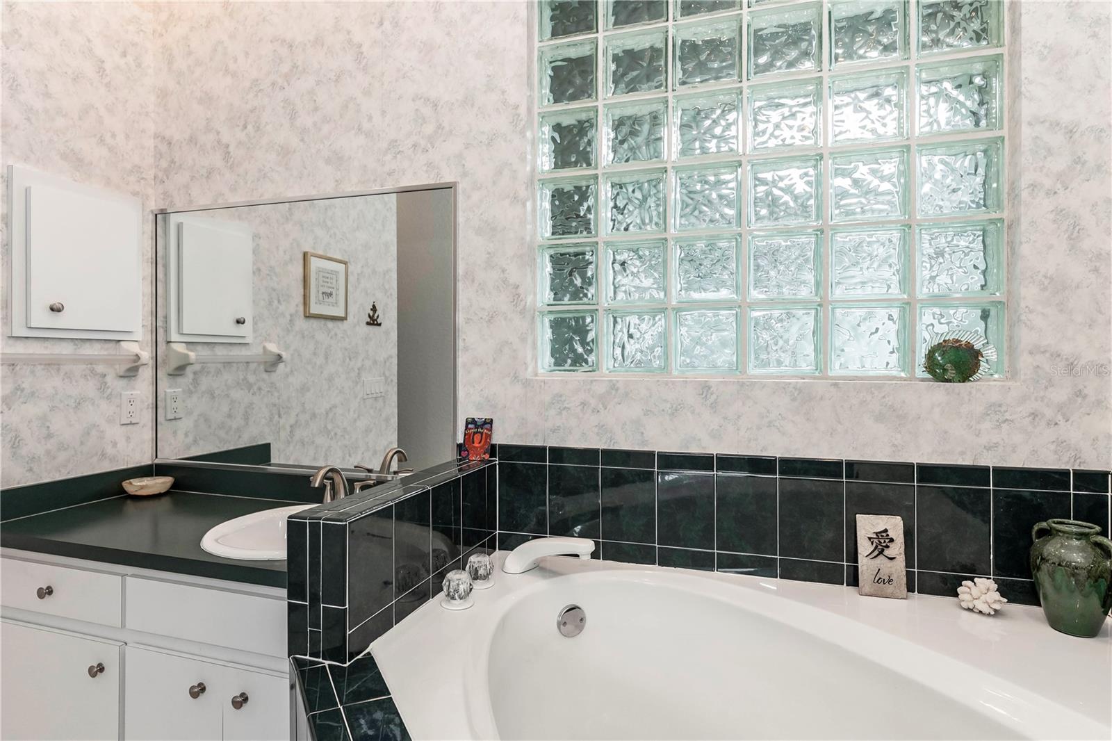 Image 37 of 69 For 5845 Danterbury Court