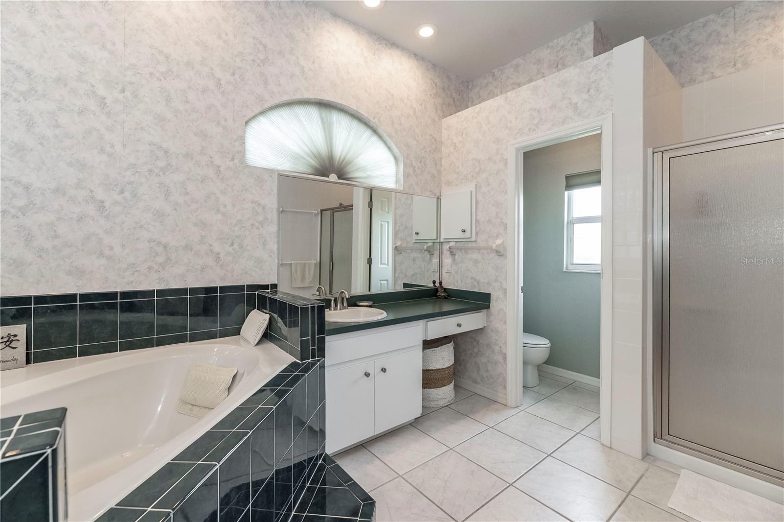 Image 38 of 69 For 5845 Danterbury Court