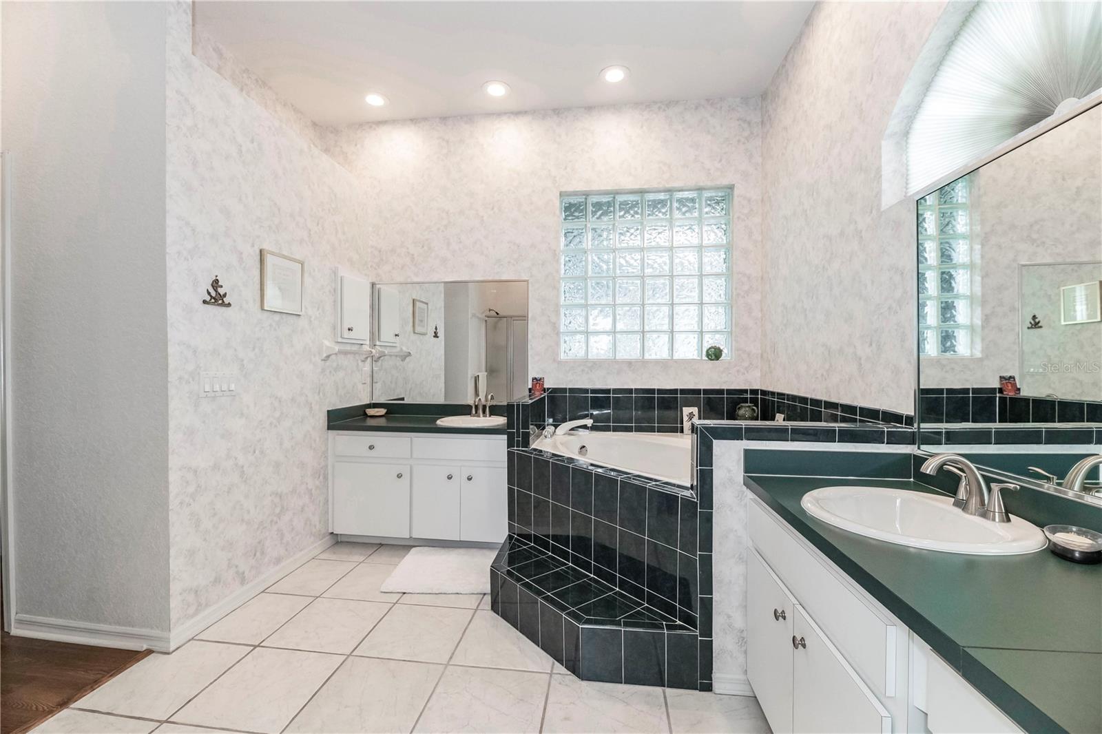 Image 39 of 69 For 5845 Danterbury Court