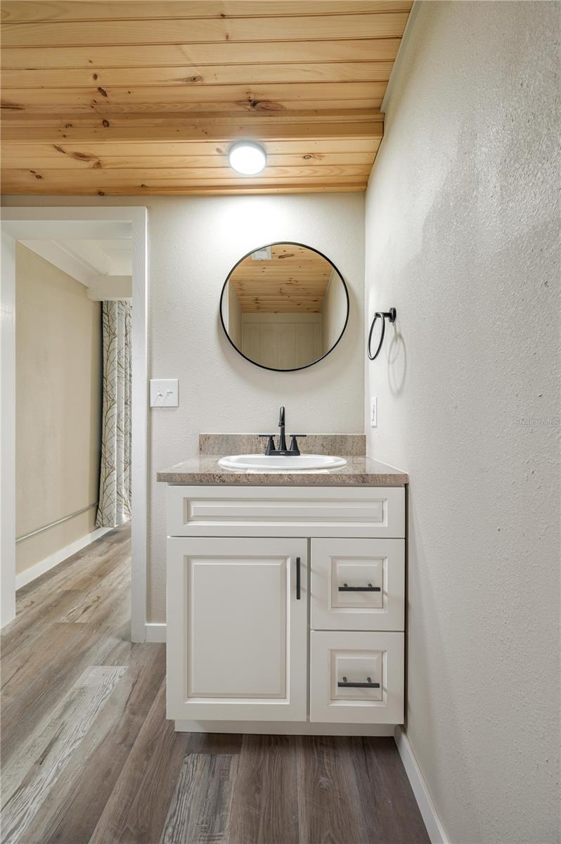 Image 24 of 42 For 3105 Doc Lindsey Rd