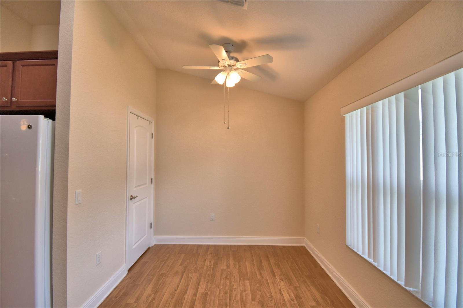 Image 13 of 70 For 6654 Crescent Loop