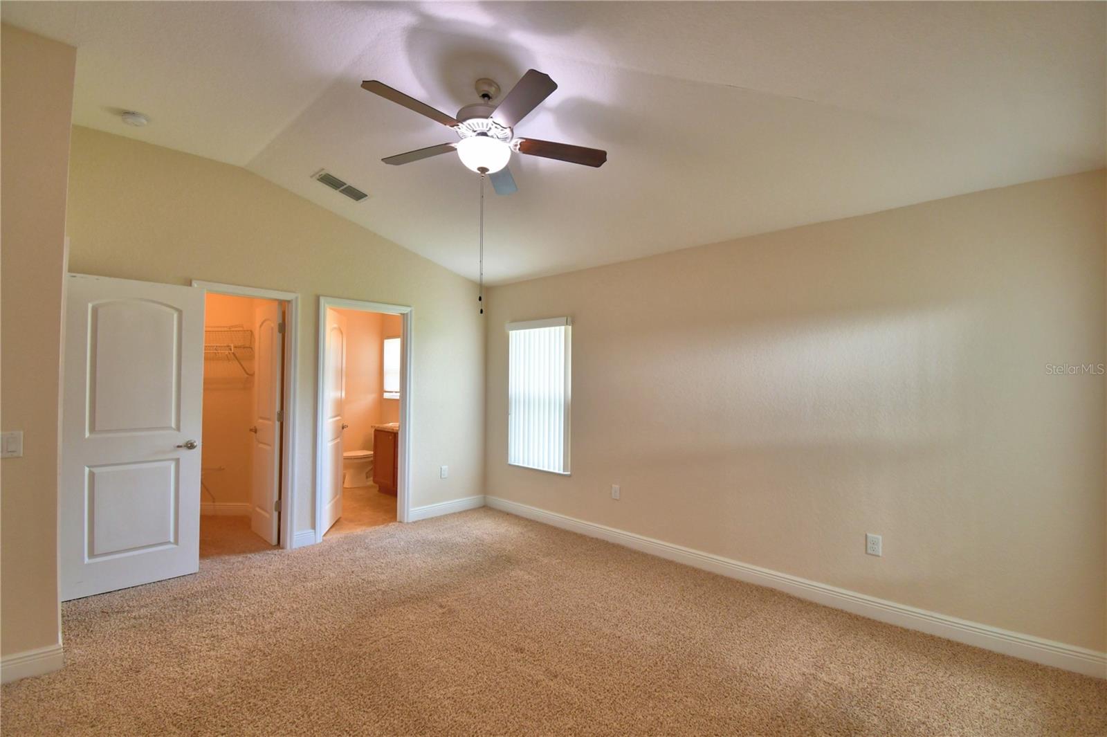 Image 17 of 70 For 6654 Crescent Loop
