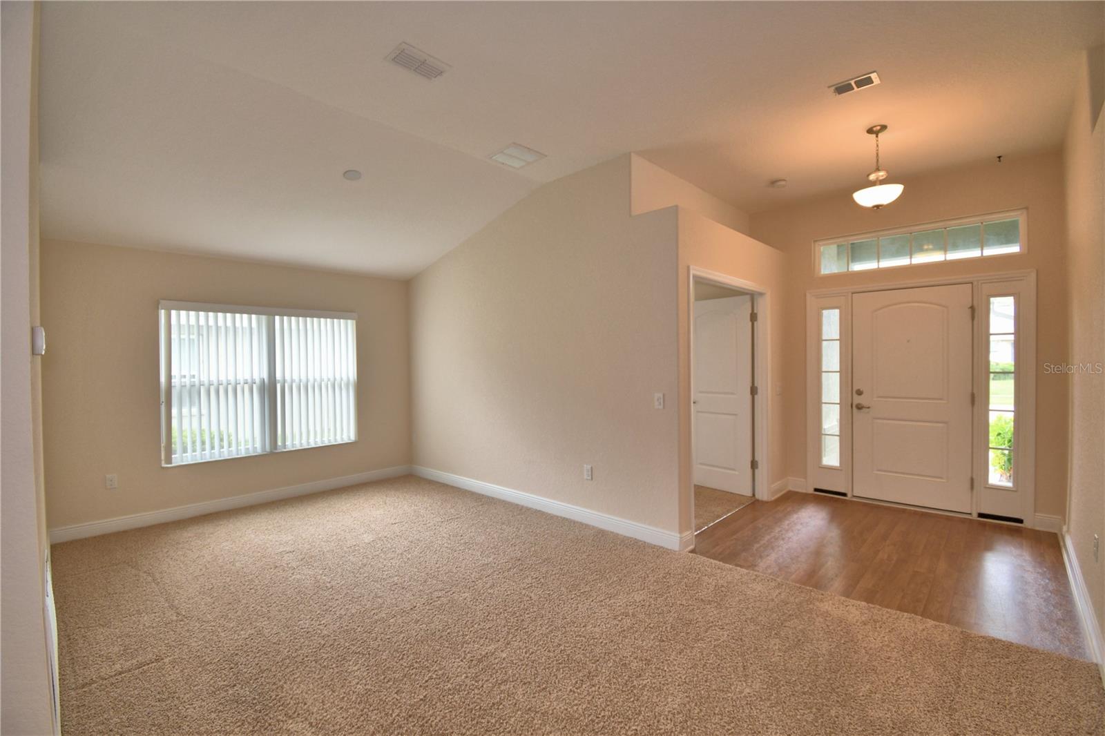 Image 4 of 70 For 6654 Crescent Loop