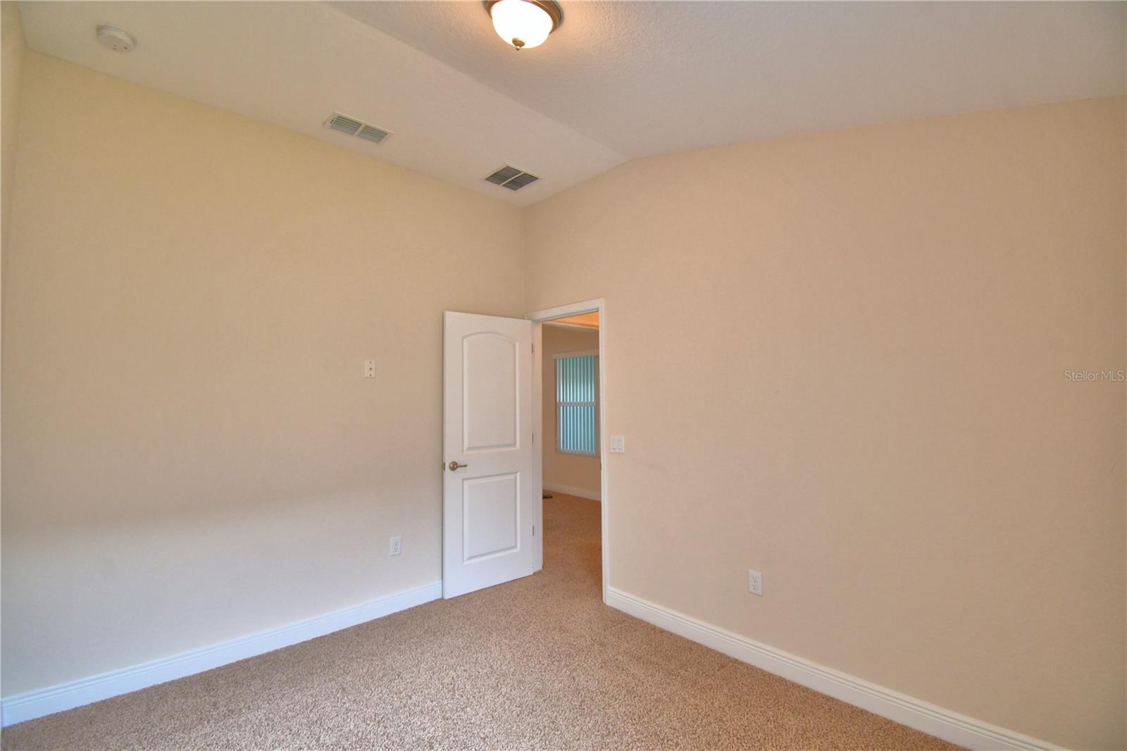 Image 44 of 70 For 6654 Crescent Loop