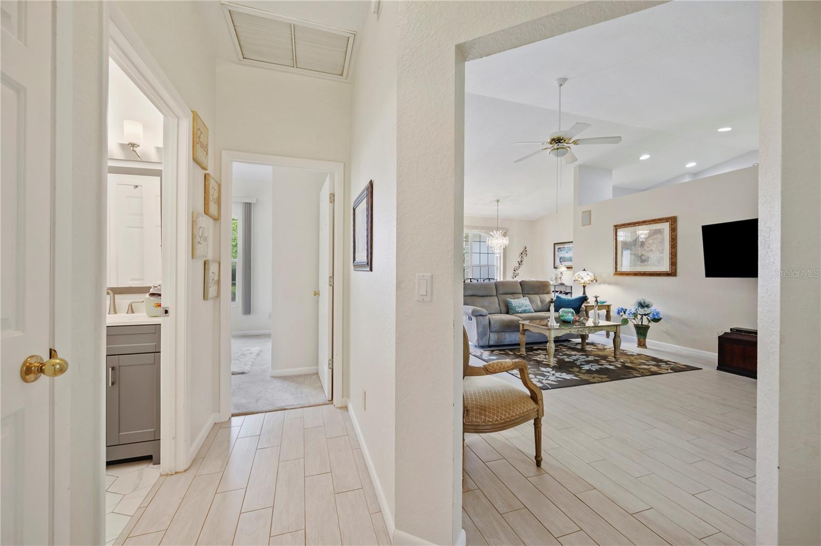 Image 20 of 41 For 202 Golf Aire Boulevard