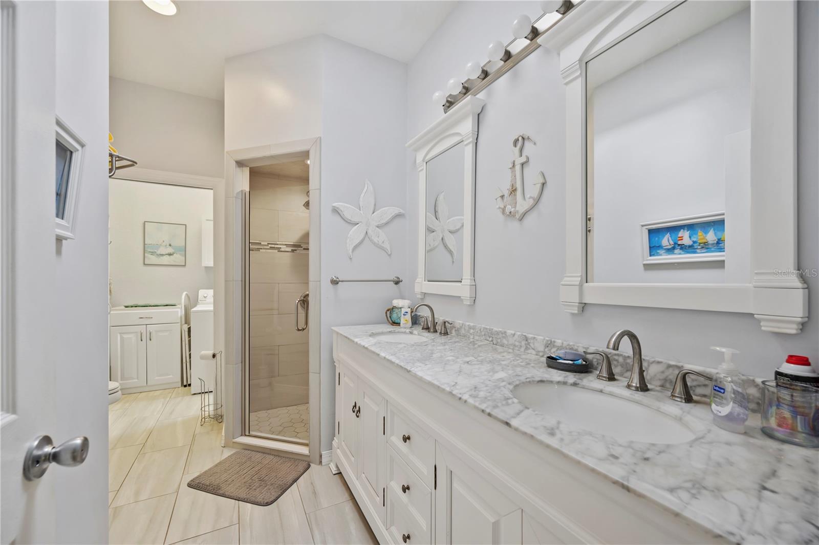Image 23 of 41 For 202 Golf Aire Boulevard
