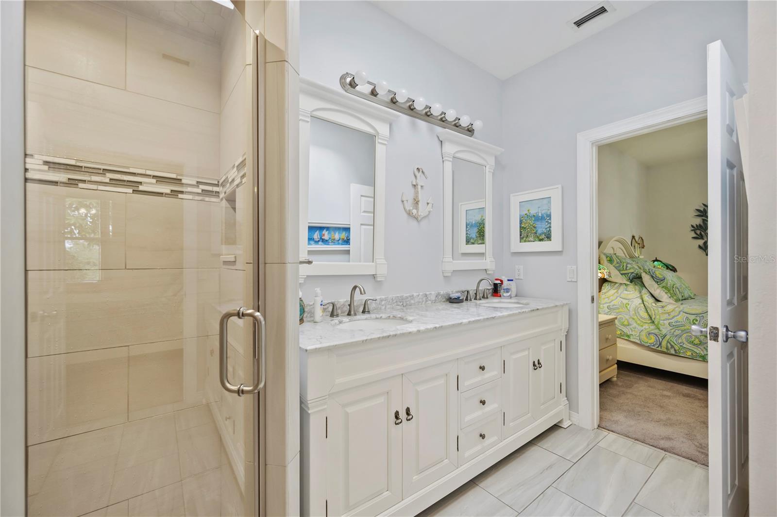 Image 24 of 41 For 202 Golf Aire Boulevard