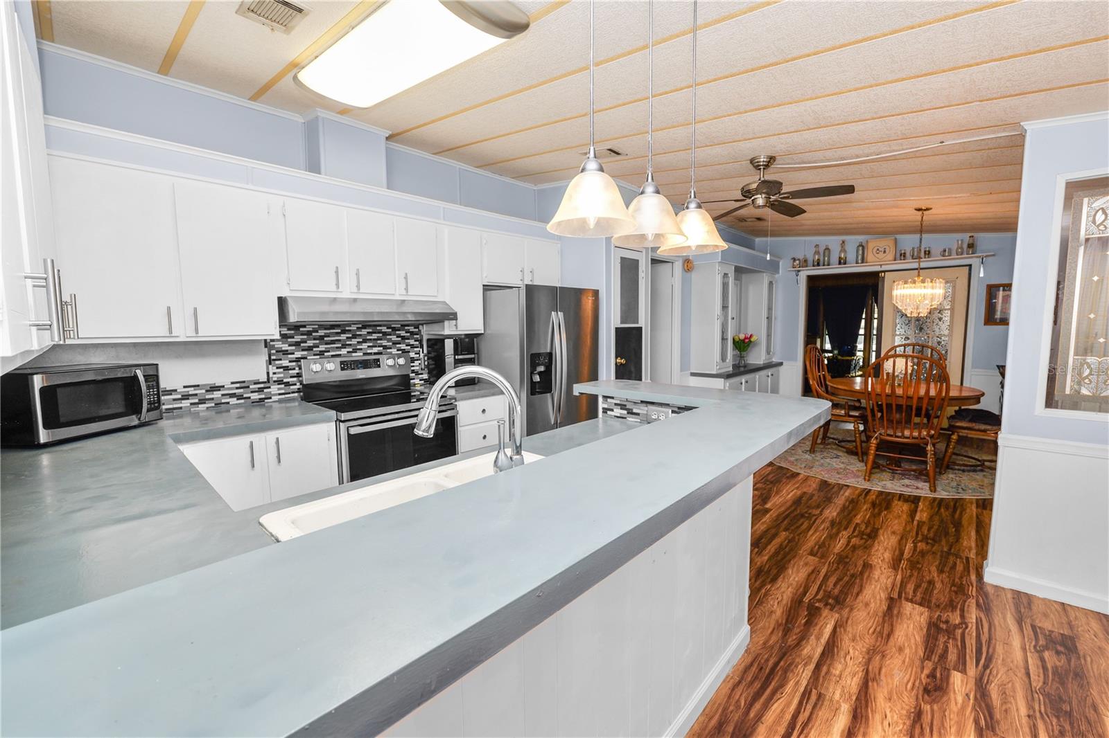 Image 12 of 29 For 5026 Foxwood Boulevard