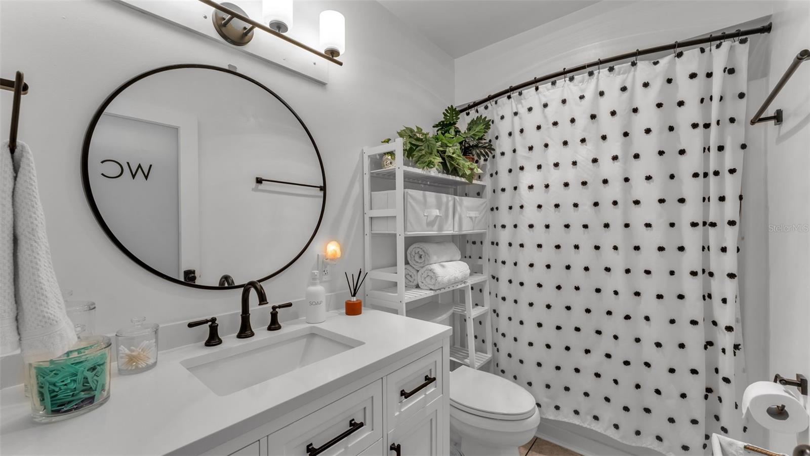 Image 30 of 46 For 9133 Pine Tree Drive