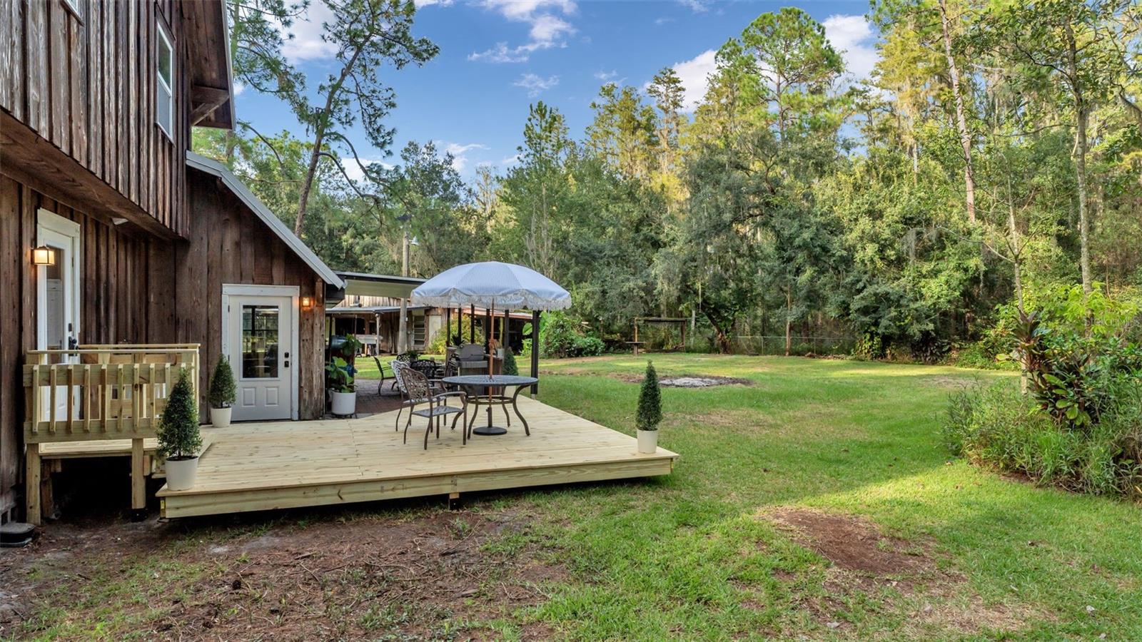 Image 35 of 46 For 9133 Pine Tree Drive