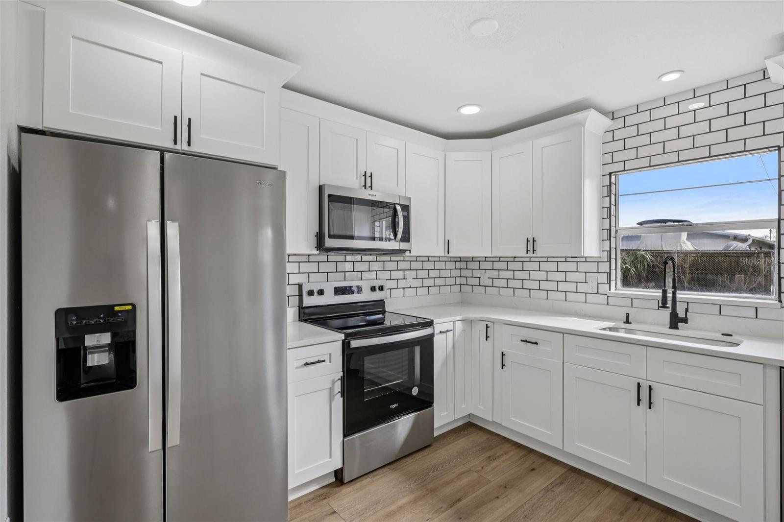 Image 10 of 31 For 2633 Royal Drive