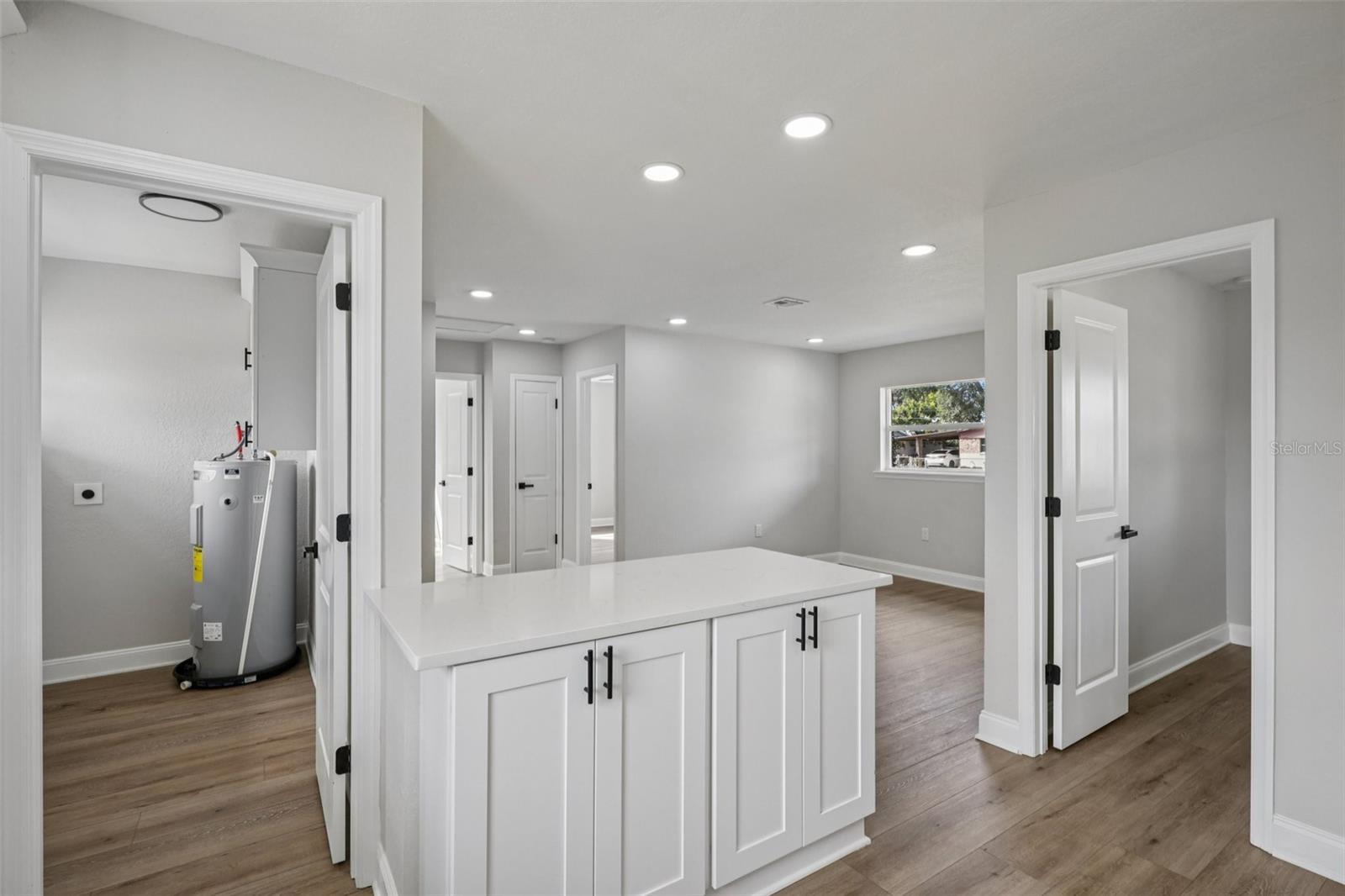 Image 13 of 31 For 2633 Royal Drive