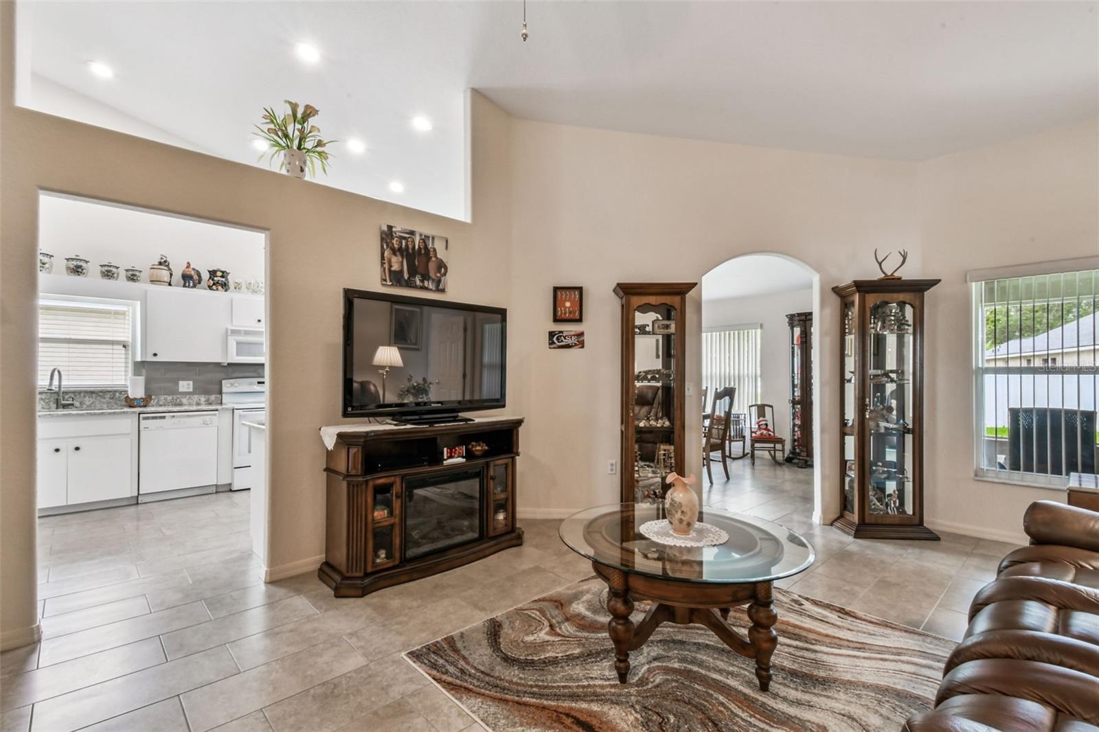 Image 13 of 33 For 6845 Shimmering Drive