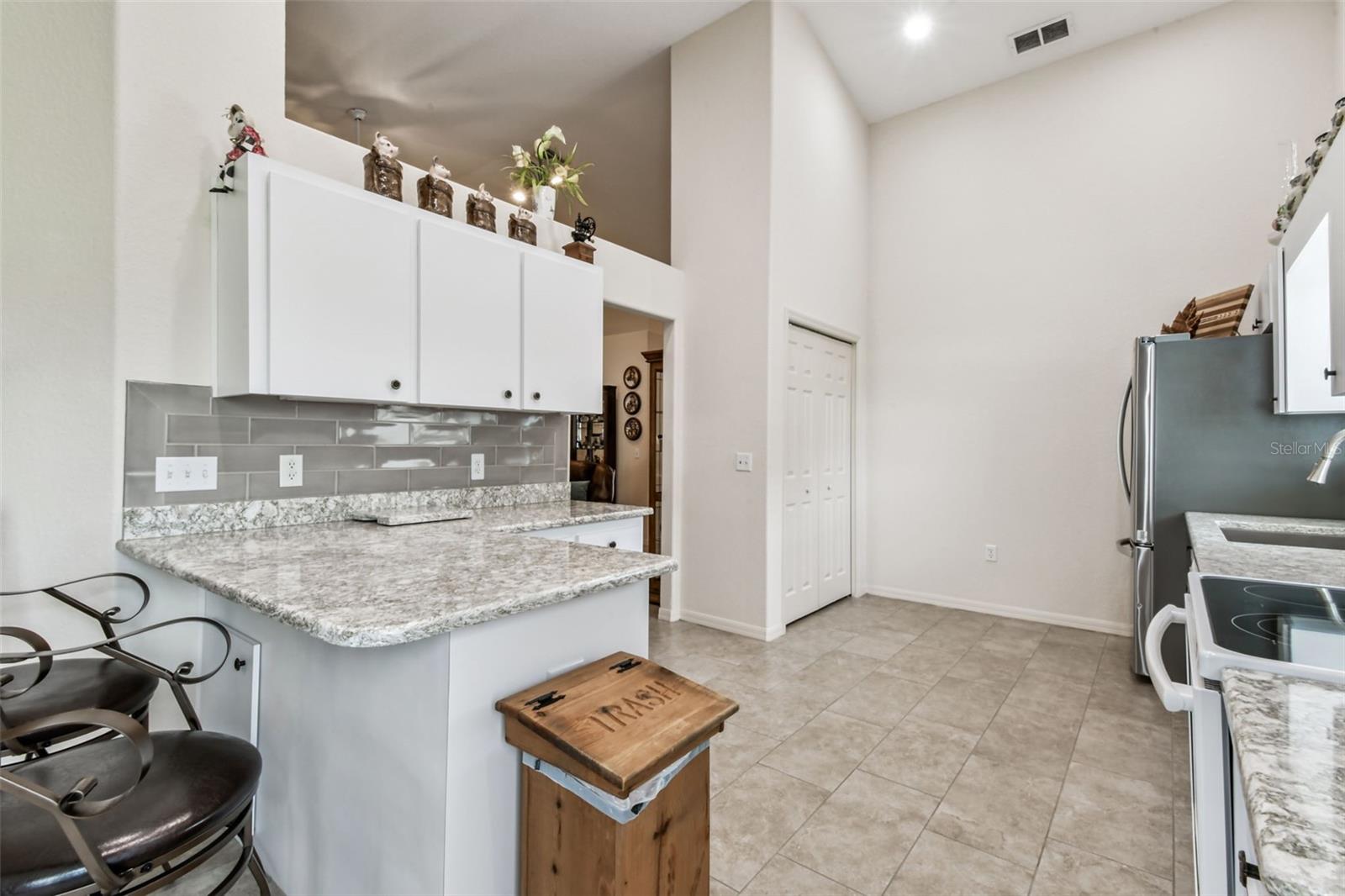 Image 15 of 33 For 6845 Shimmering Drive