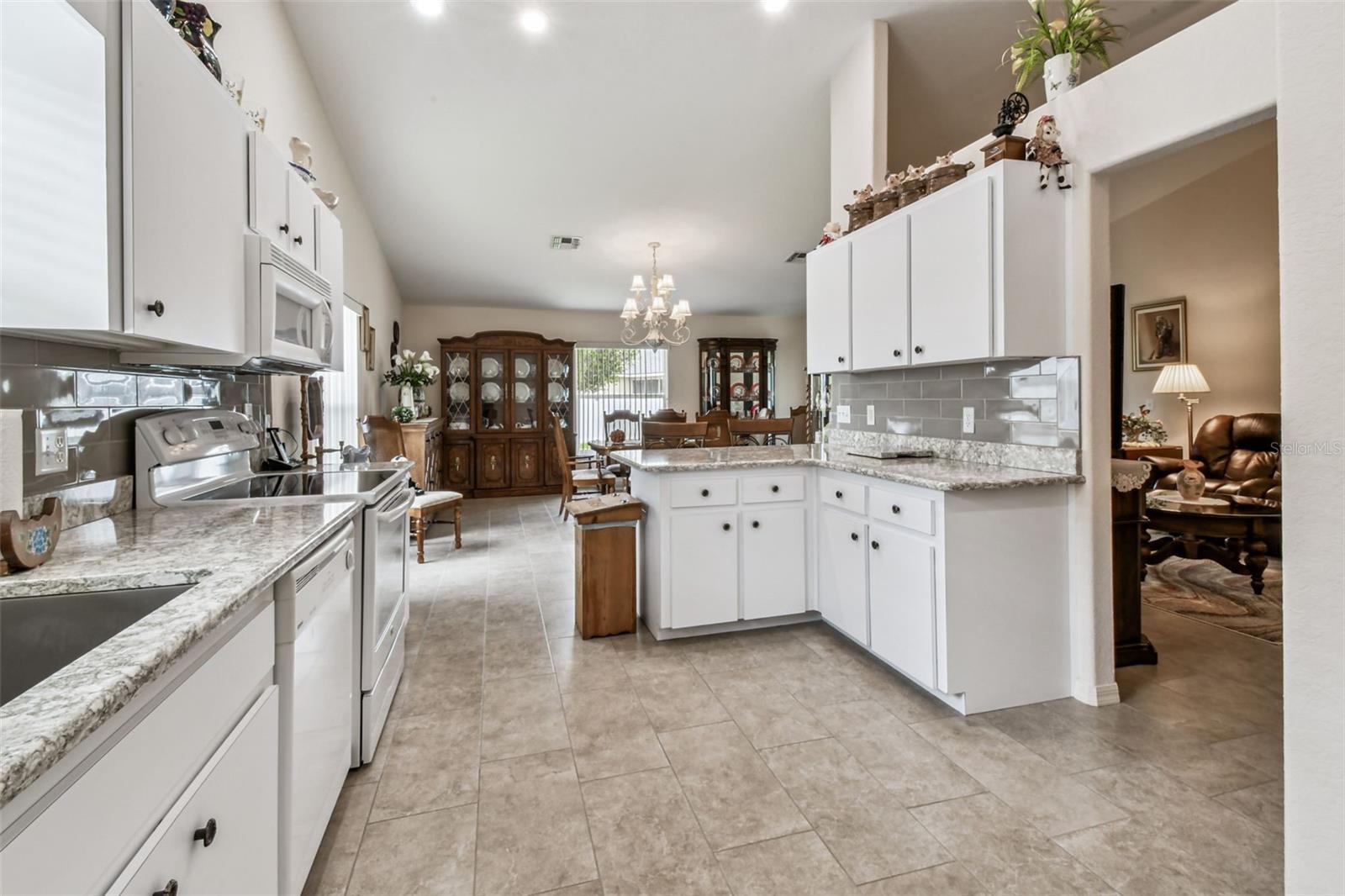 Image 16 of 33 For 6845 Shimmering Drive