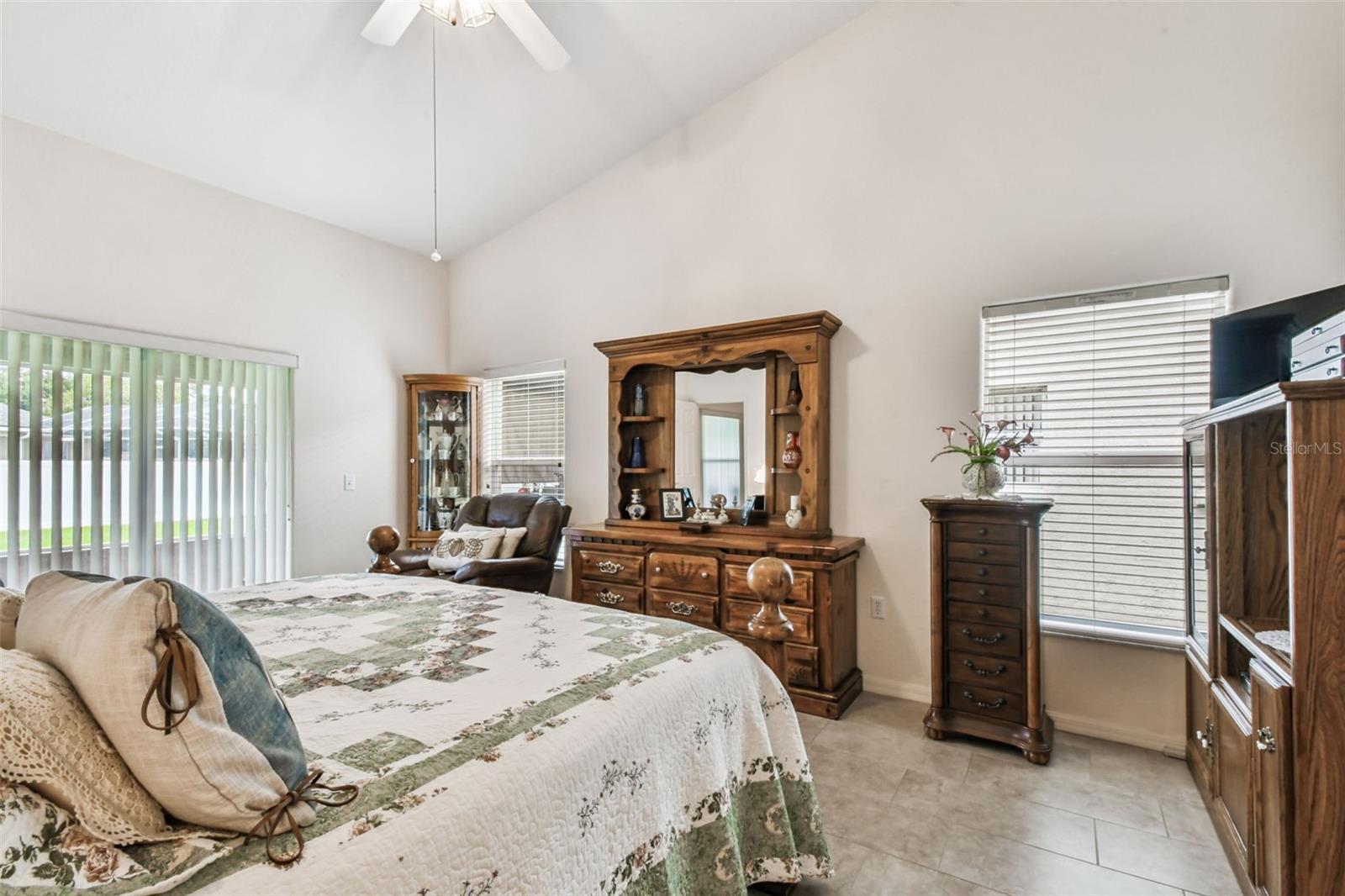 Image 20 of 33 For 6845 Shimmering Drive