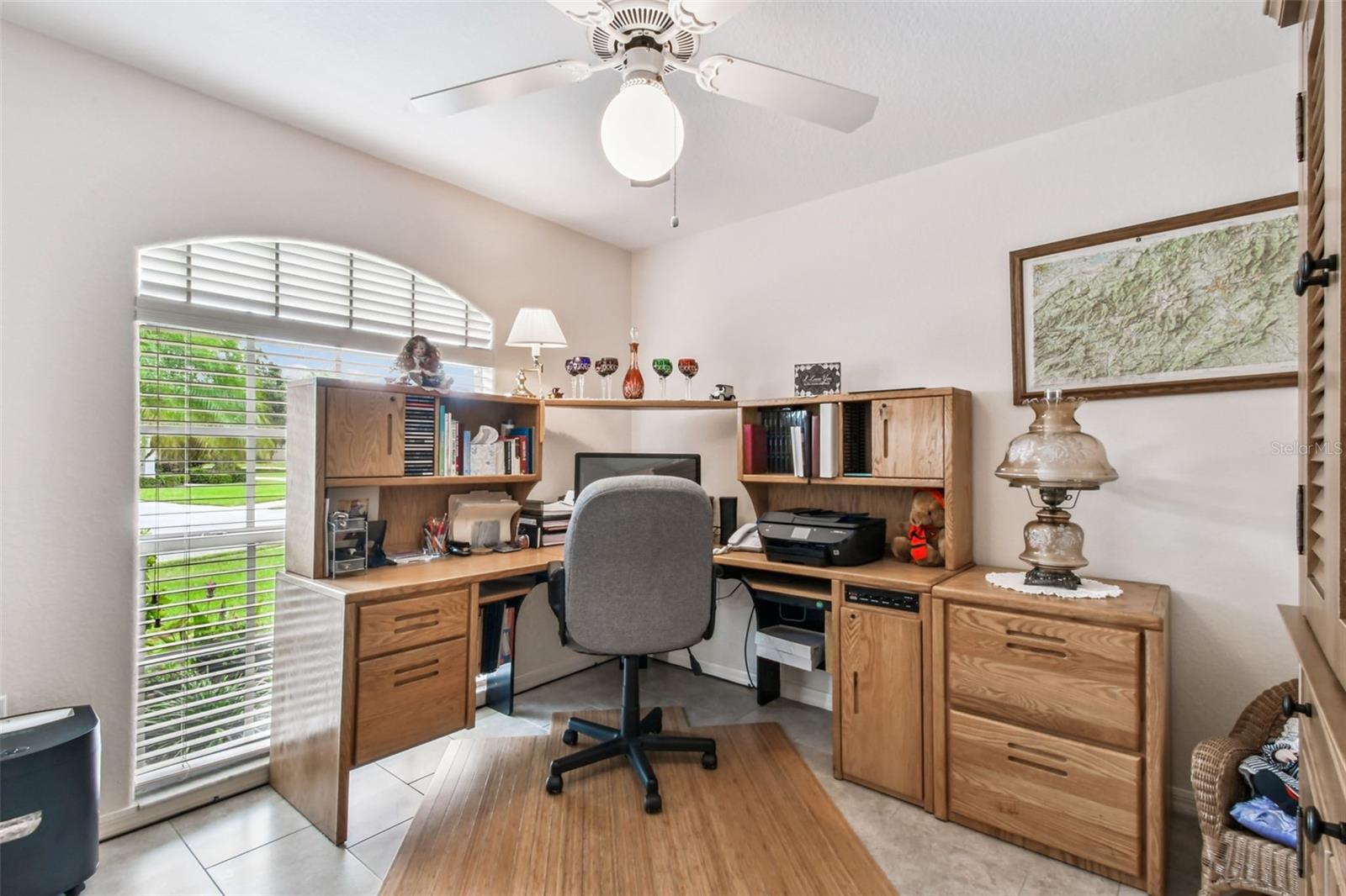 Image 4 of 33 For 6845 Shimmering Drive