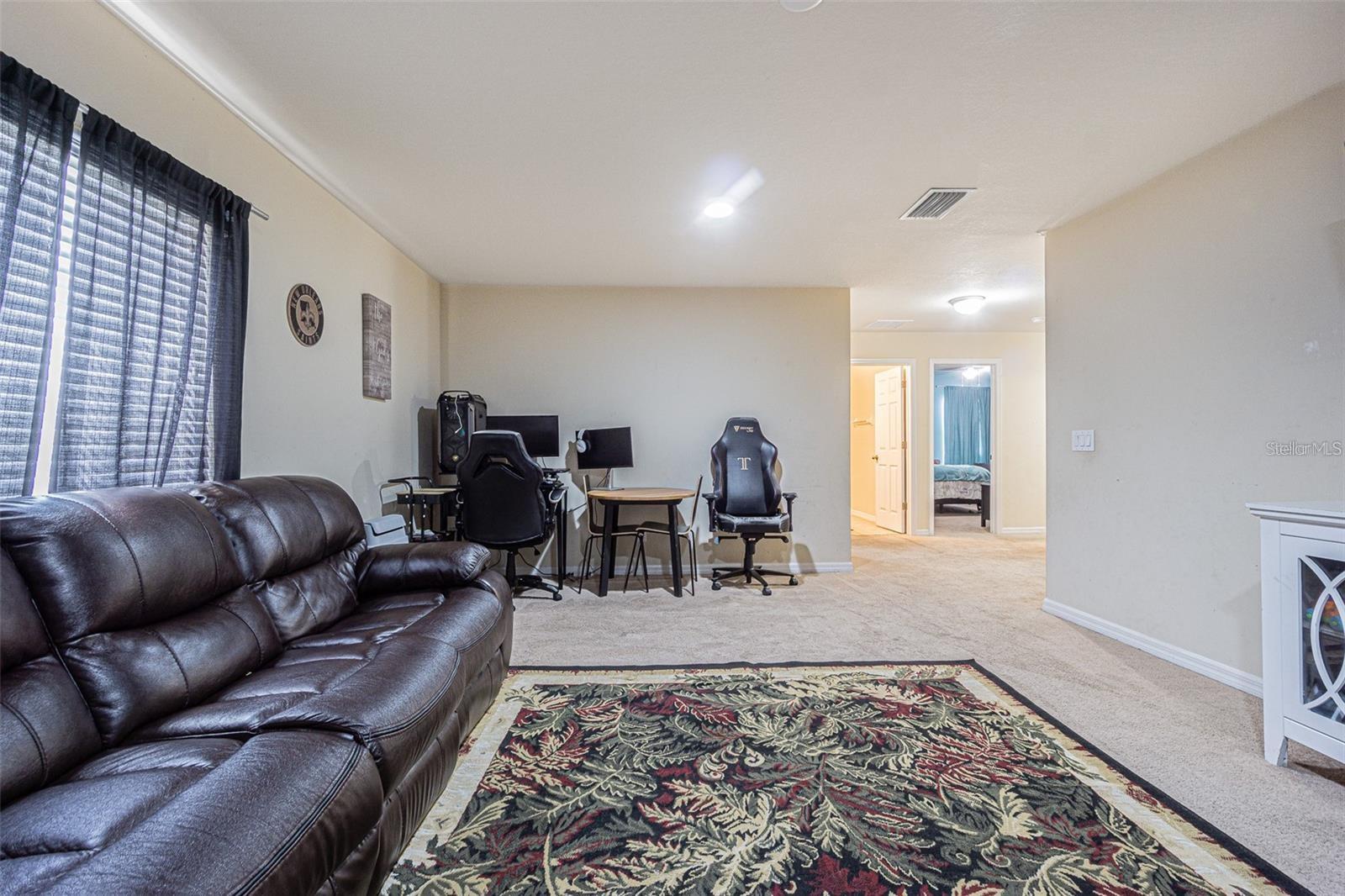 Image 13 of 21 For 229 Oak Landing Lane