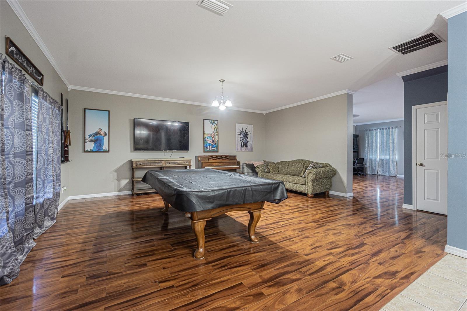 Image 7 of 21 For 229 Oak Landing Lane